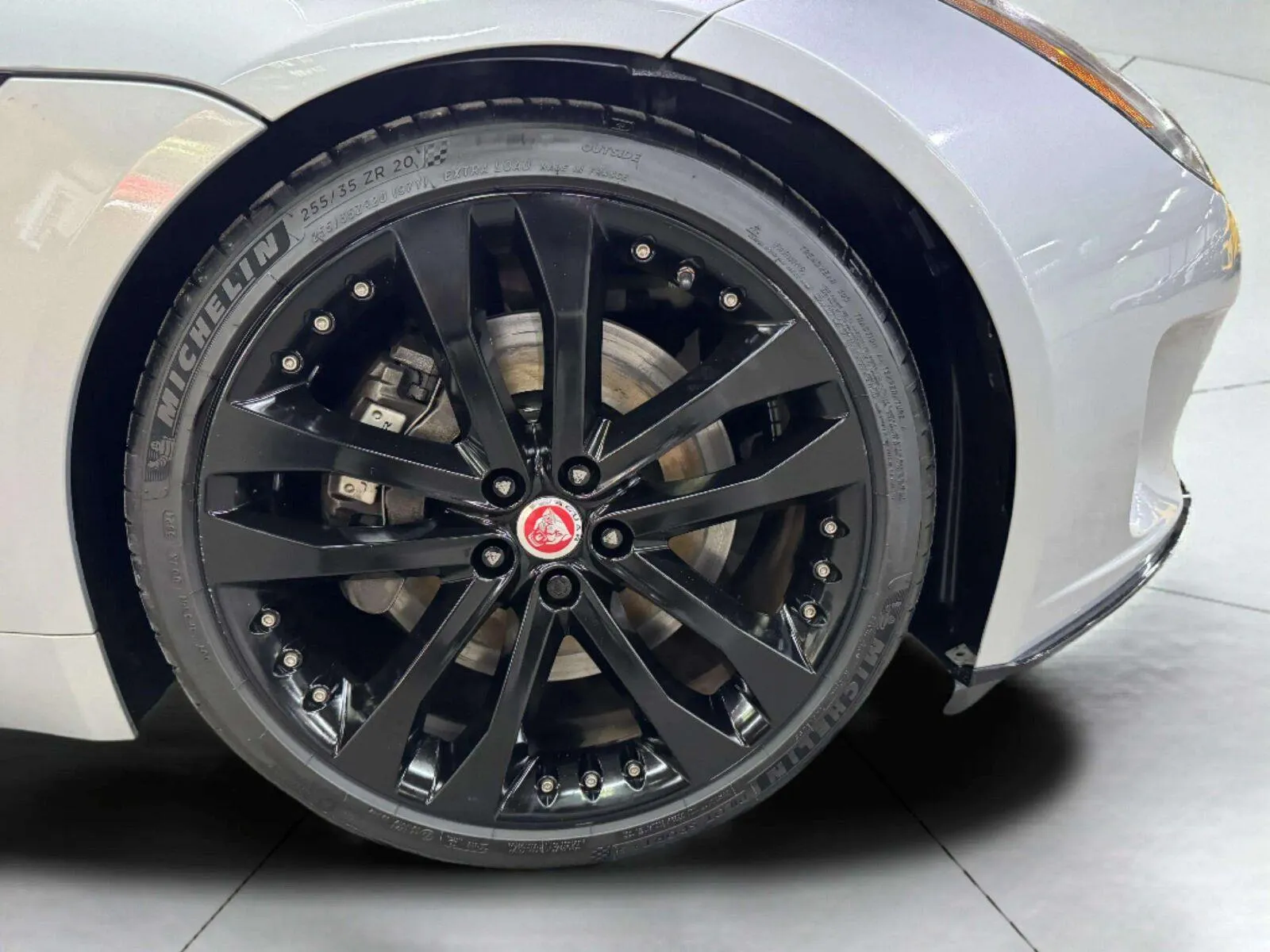 Jaguar F-TYPE photo 57
