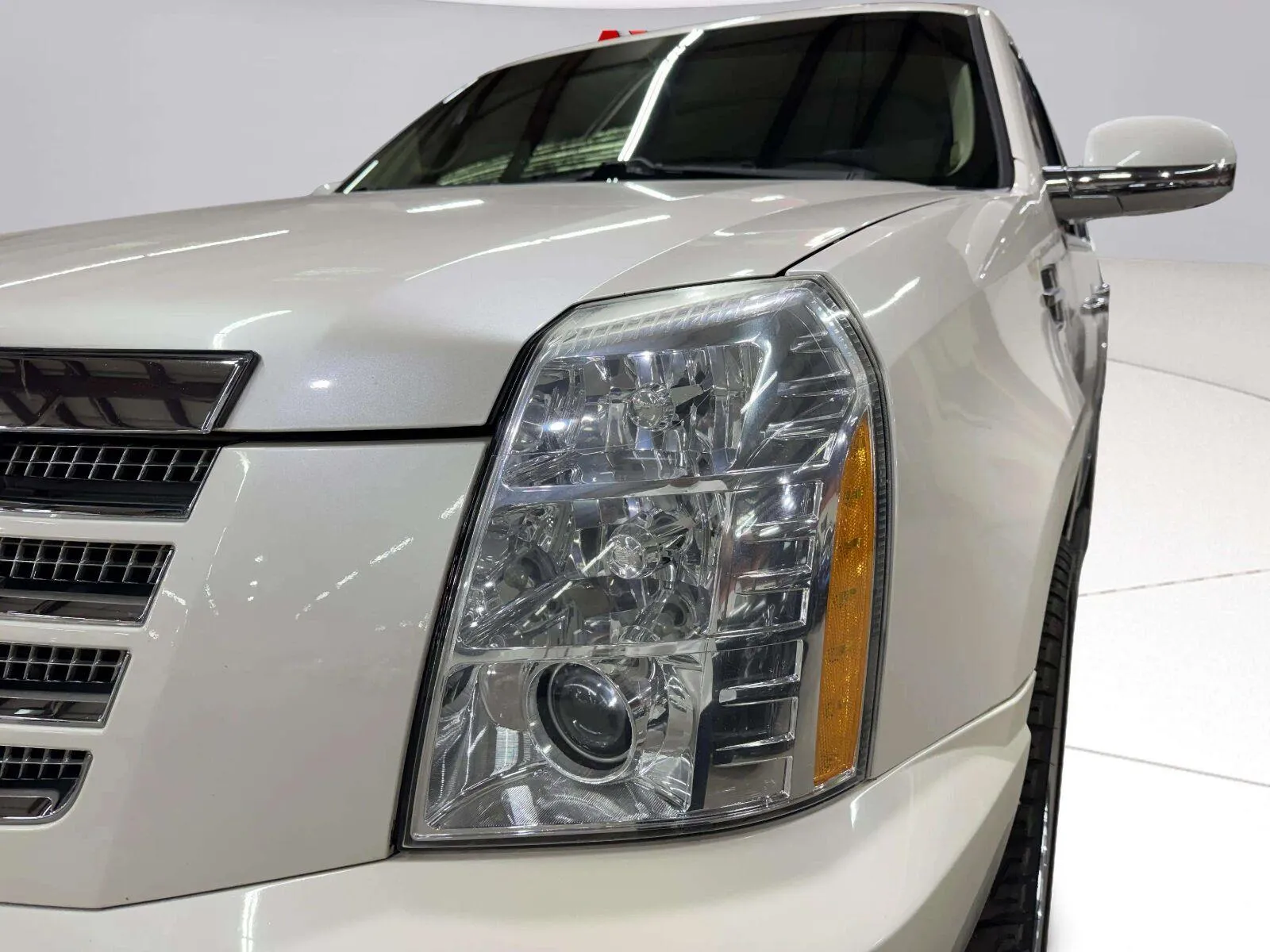 Cadillac Escalade photo 11