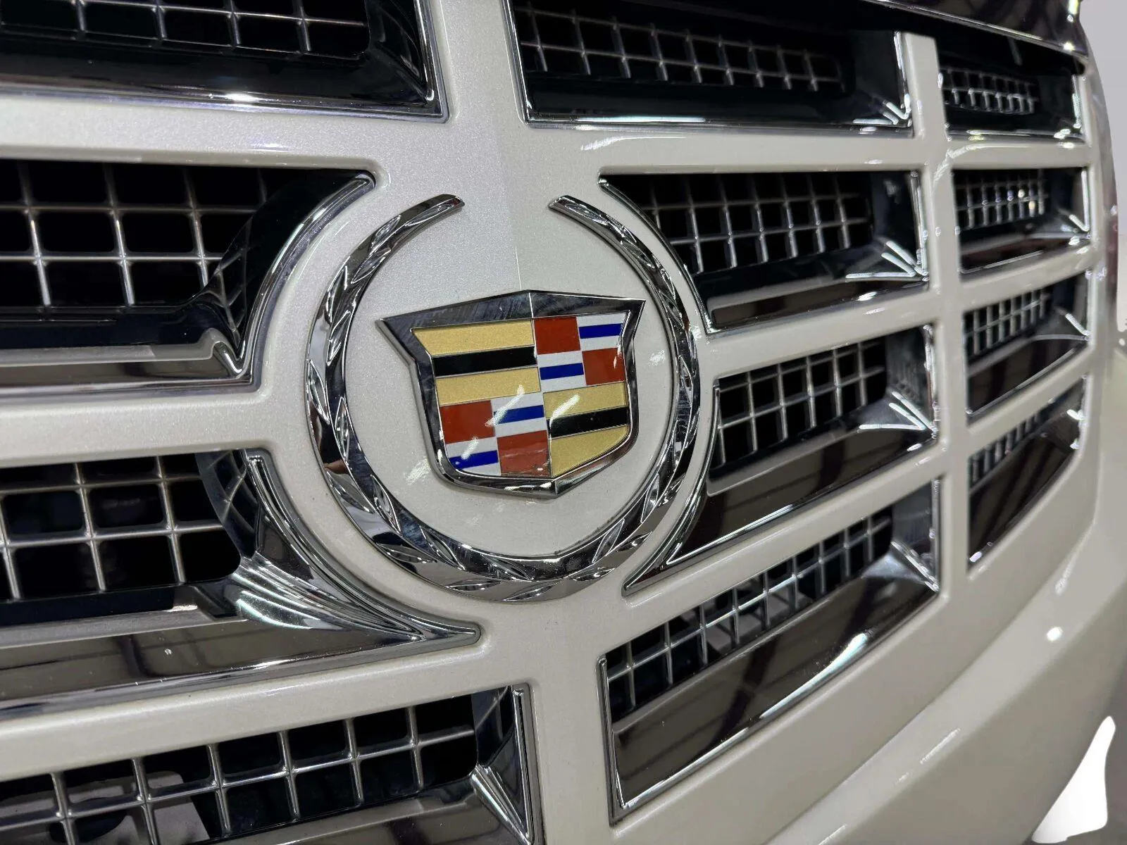 Cadillac Escalade photo 17