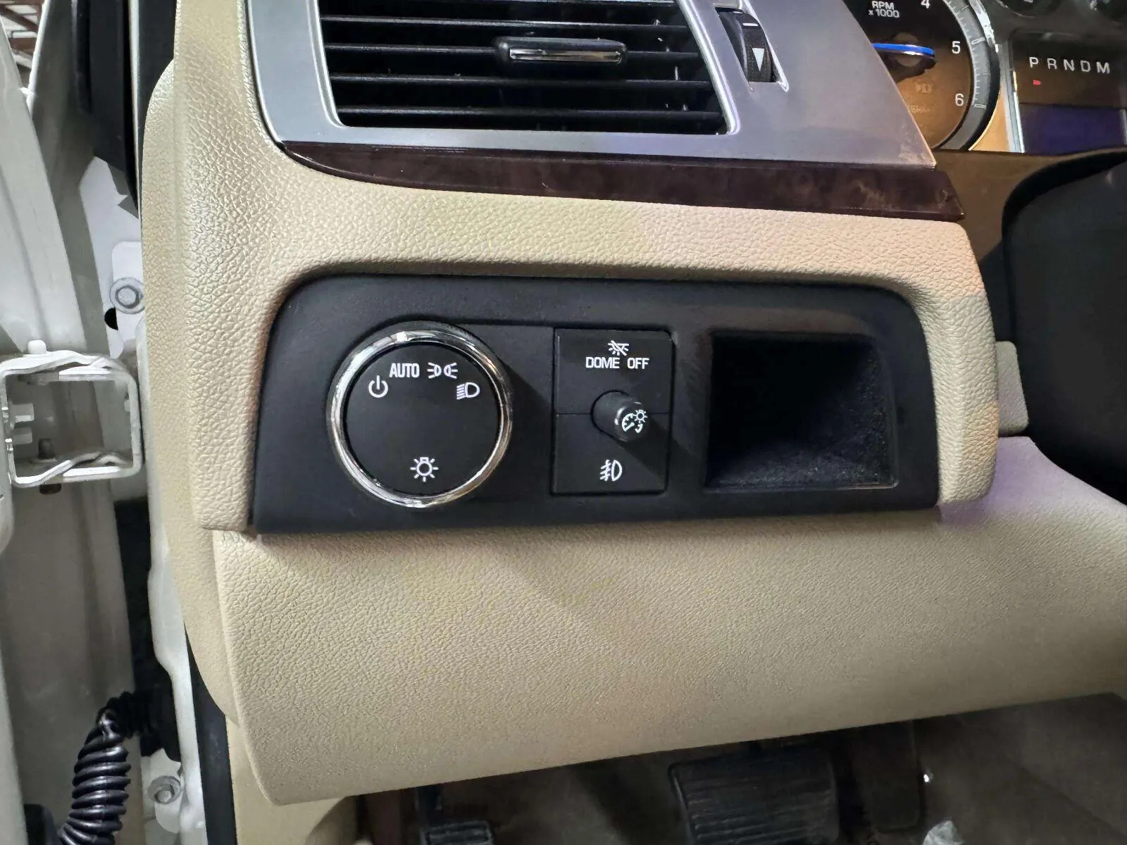 Cadillac Escalade photo 29