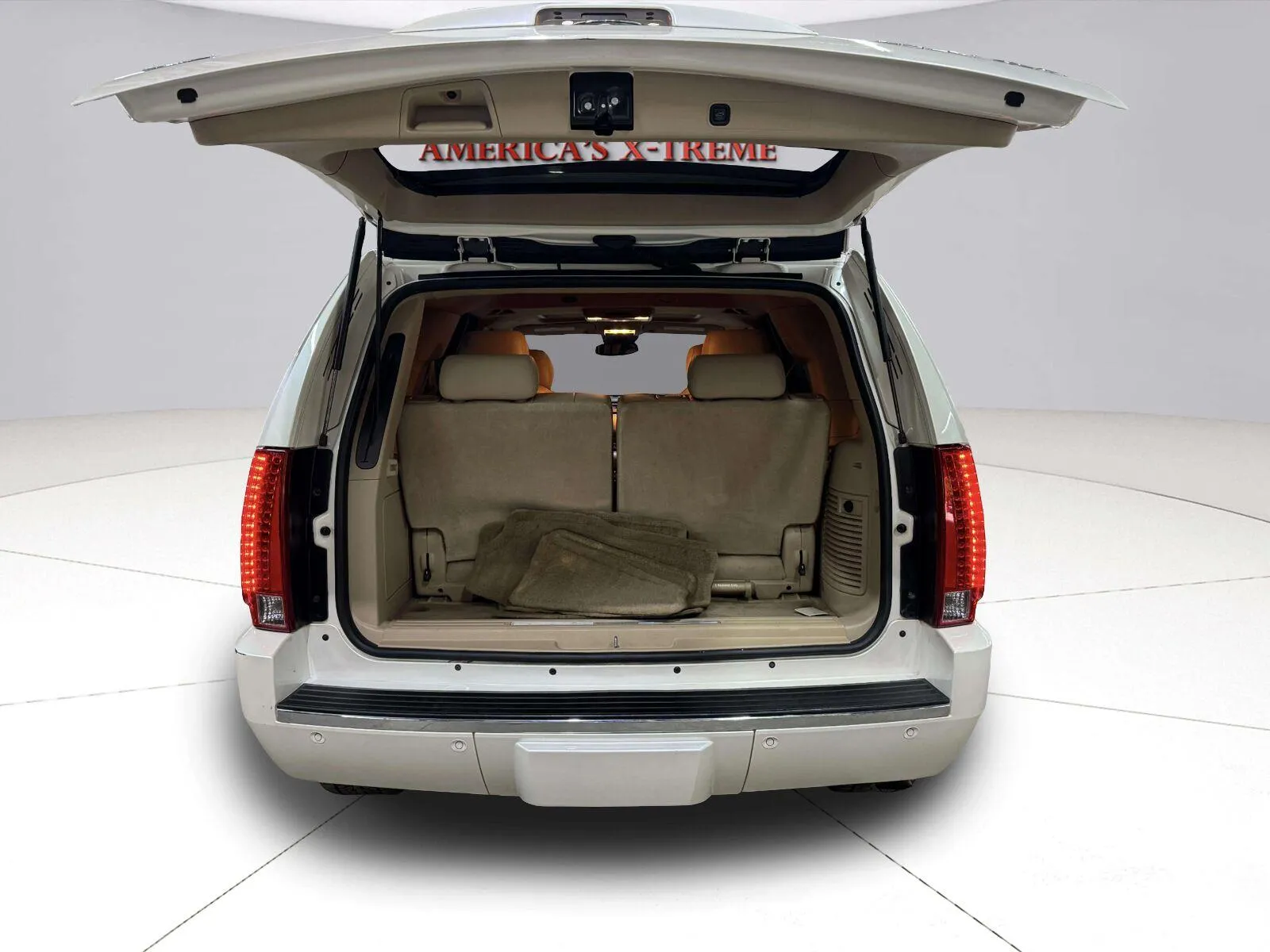Cadillac Escalade photo 47