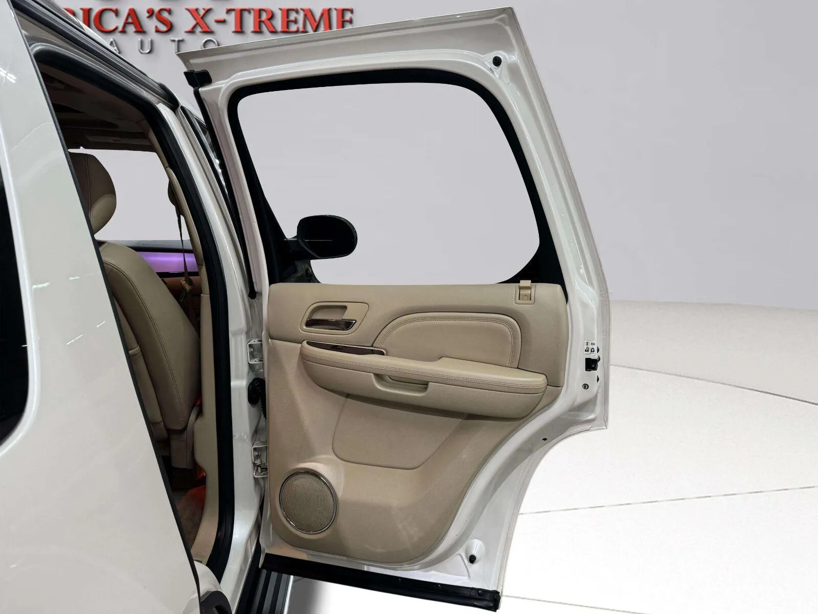 Cadillac Escalade photo 48