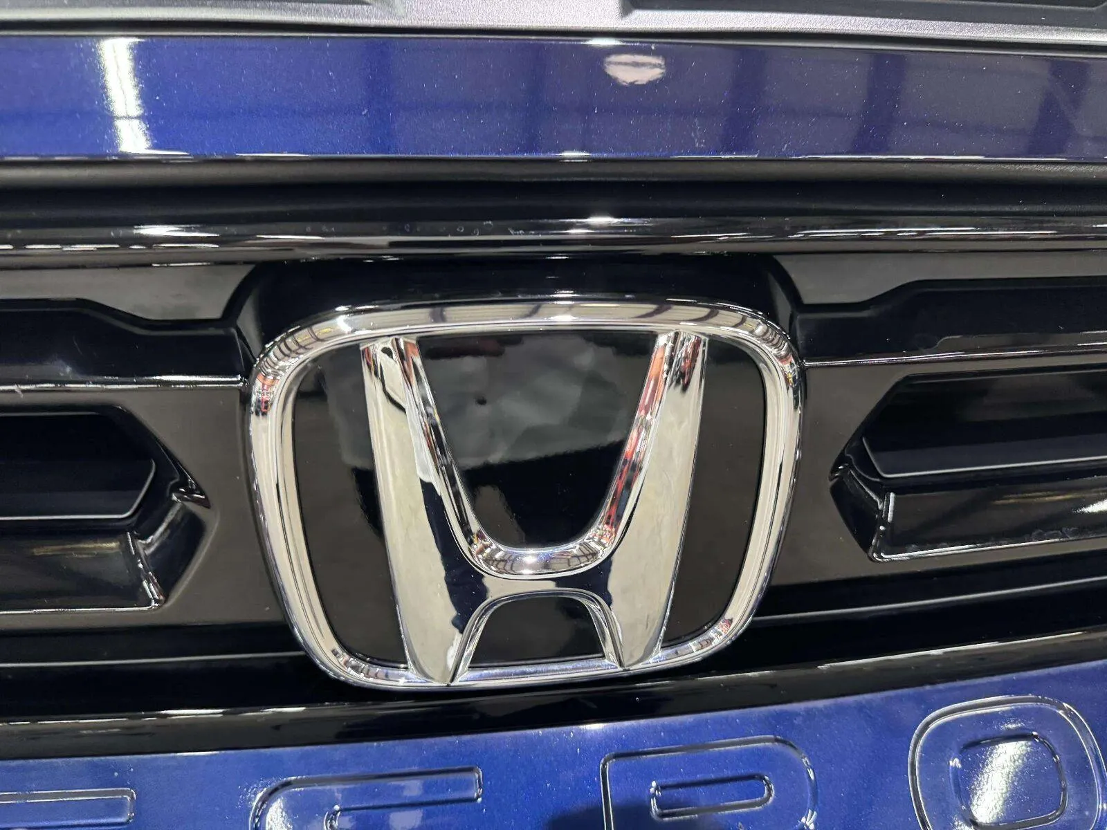 Honda Passport photo 17