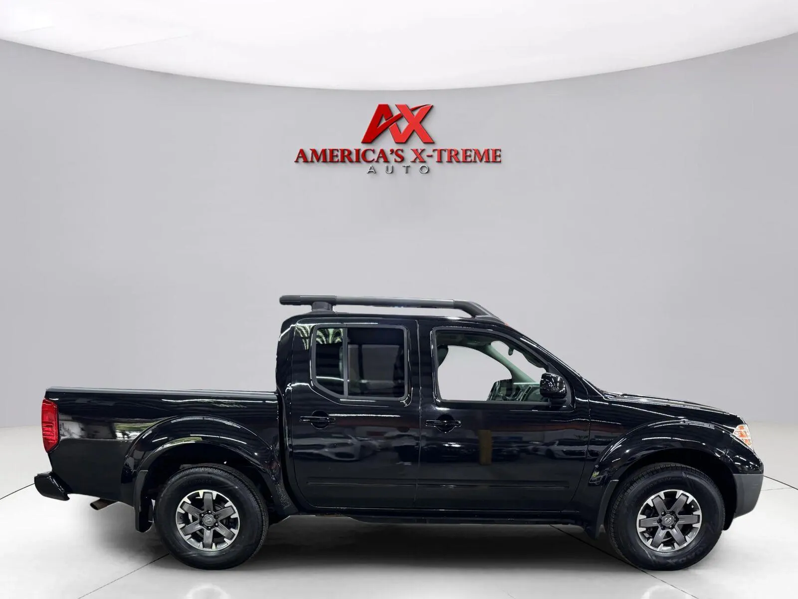 Nissan Frontier photo 8