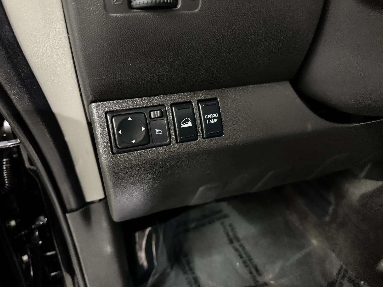 Nissan Frontier photo 25