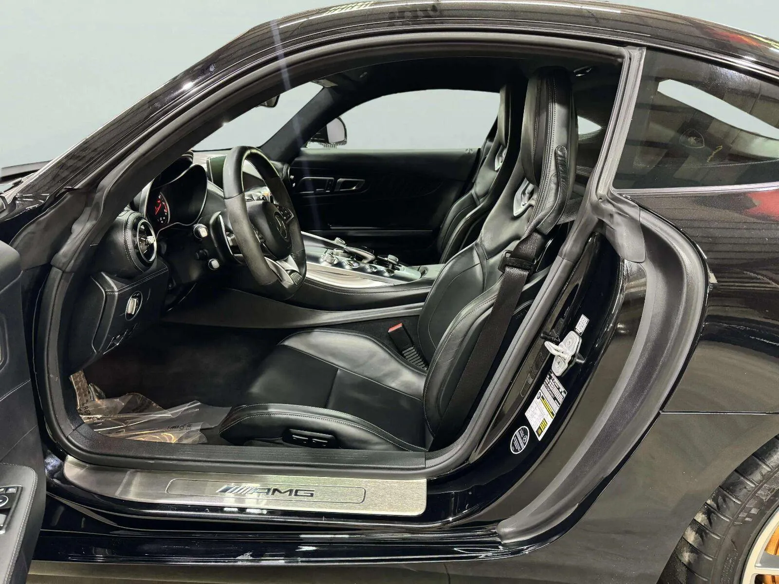Mercedes-Benz AMG GT photo 26