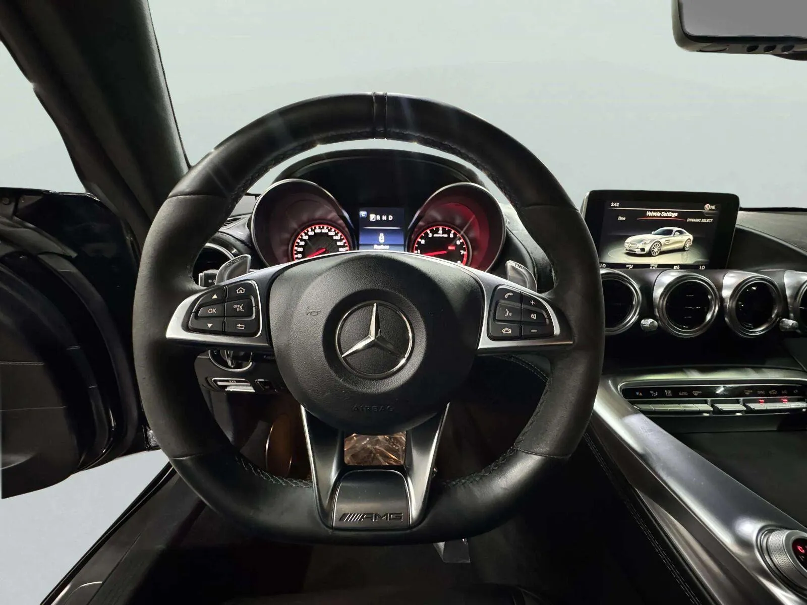 Mercedes-Benz AMG GT photo 29