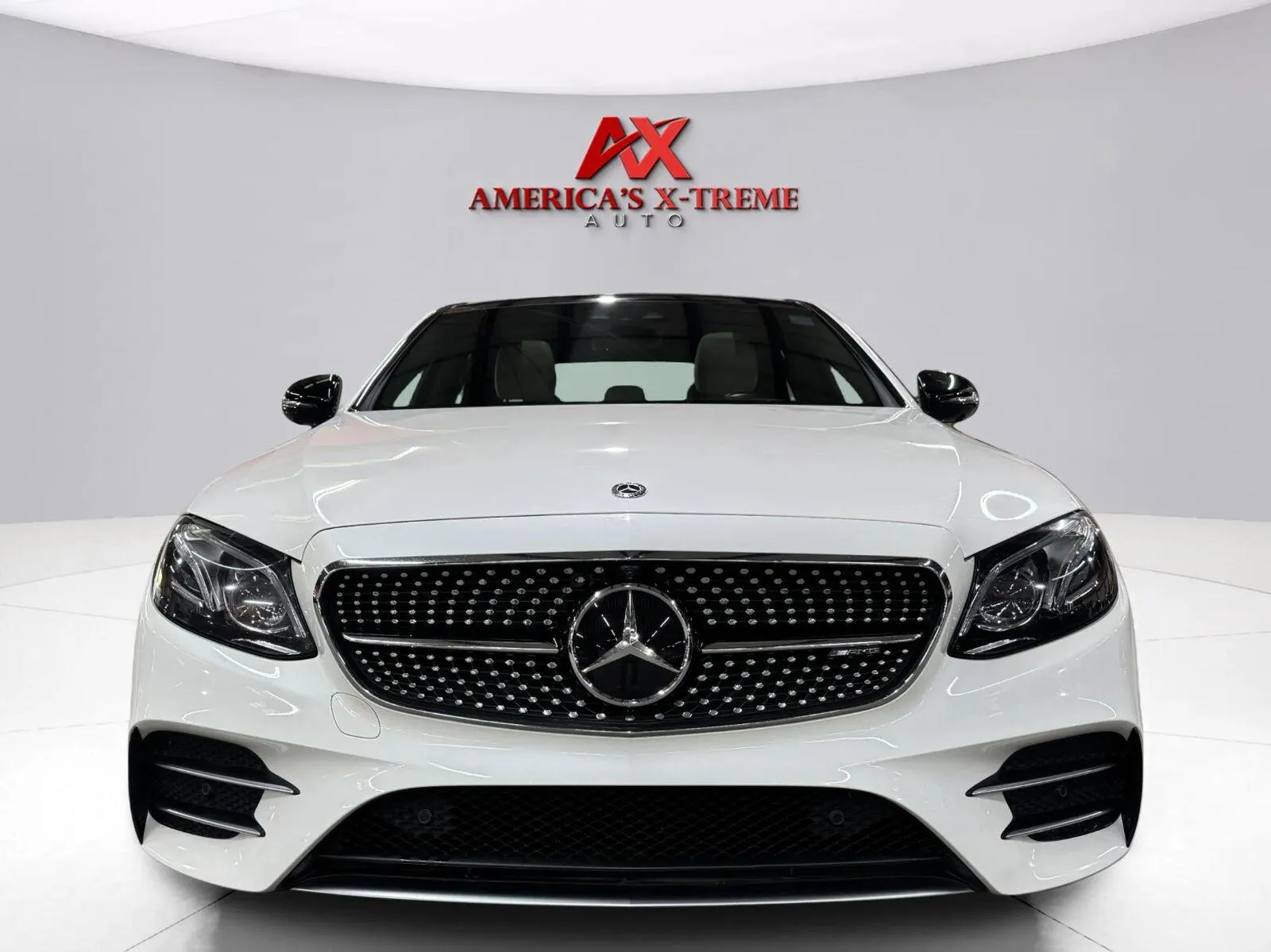 Mercedes-Benz E-Class photo 10