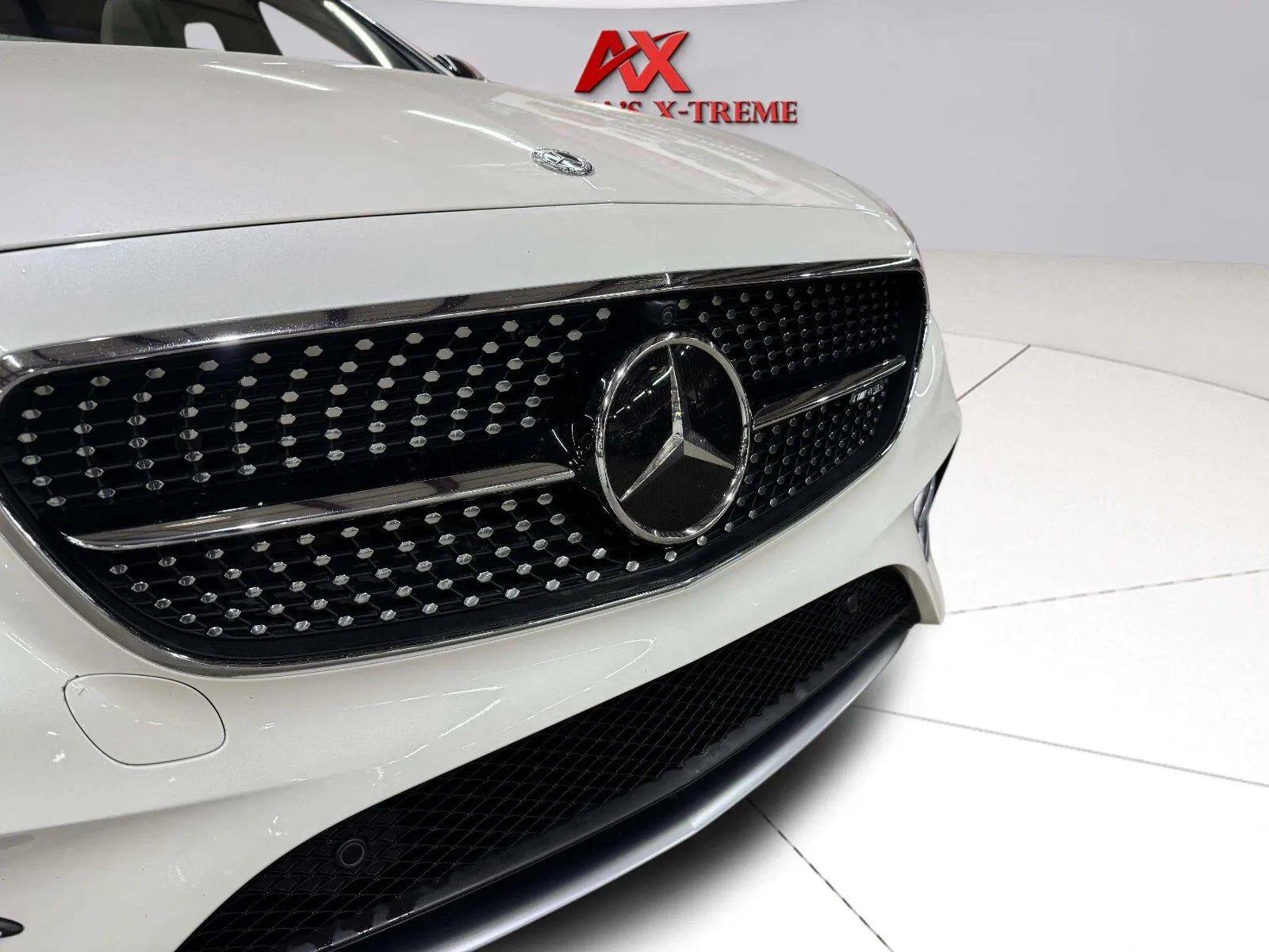 Mercedes-Benz E-Class photo 11