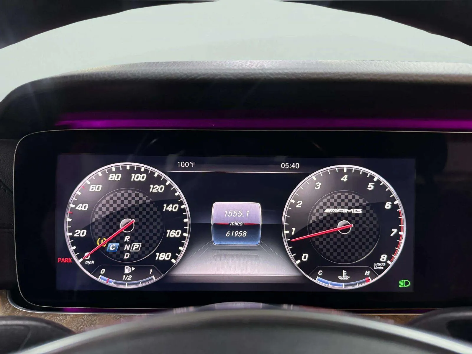 Mercedes-Benz E-Class photo 21