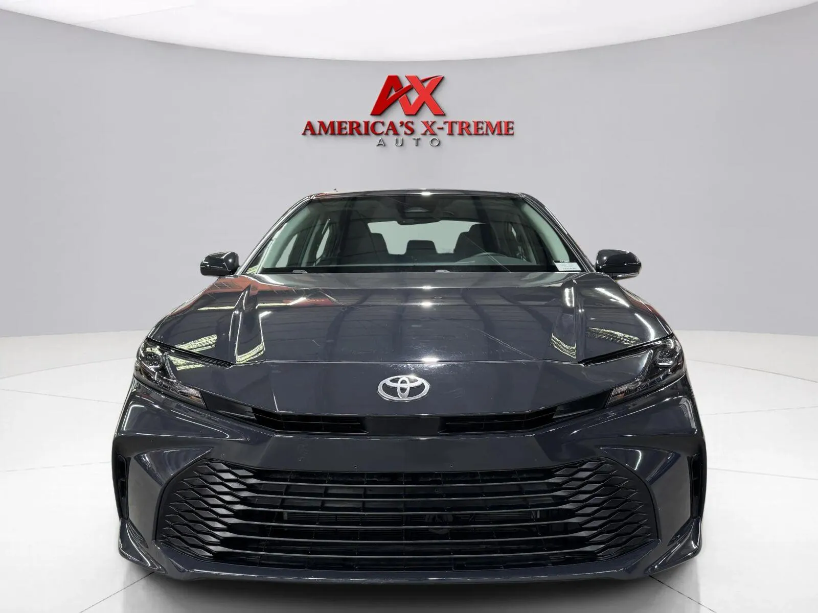 Toyota Camry photo 9
