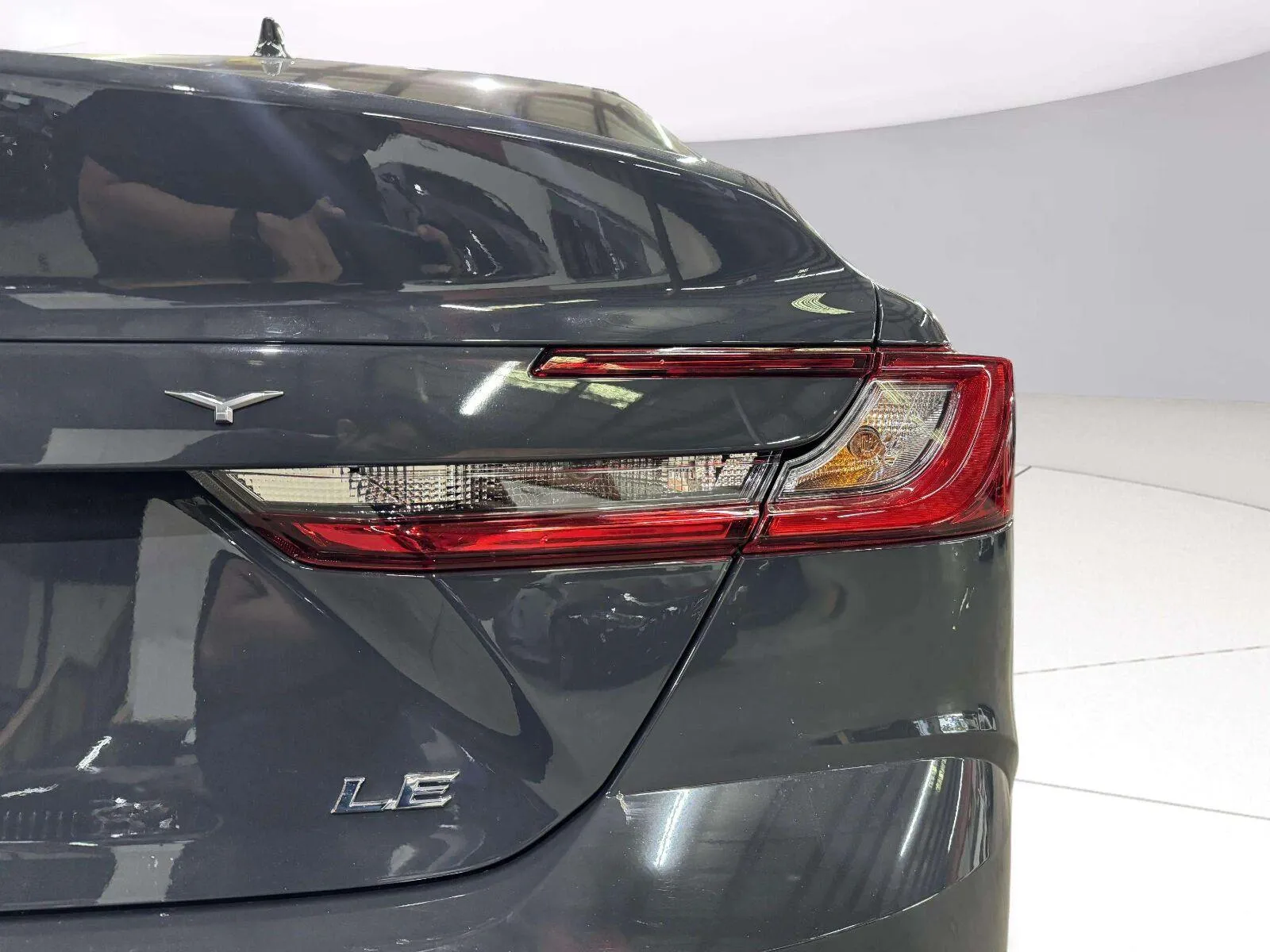 Toyota Camry photo 12