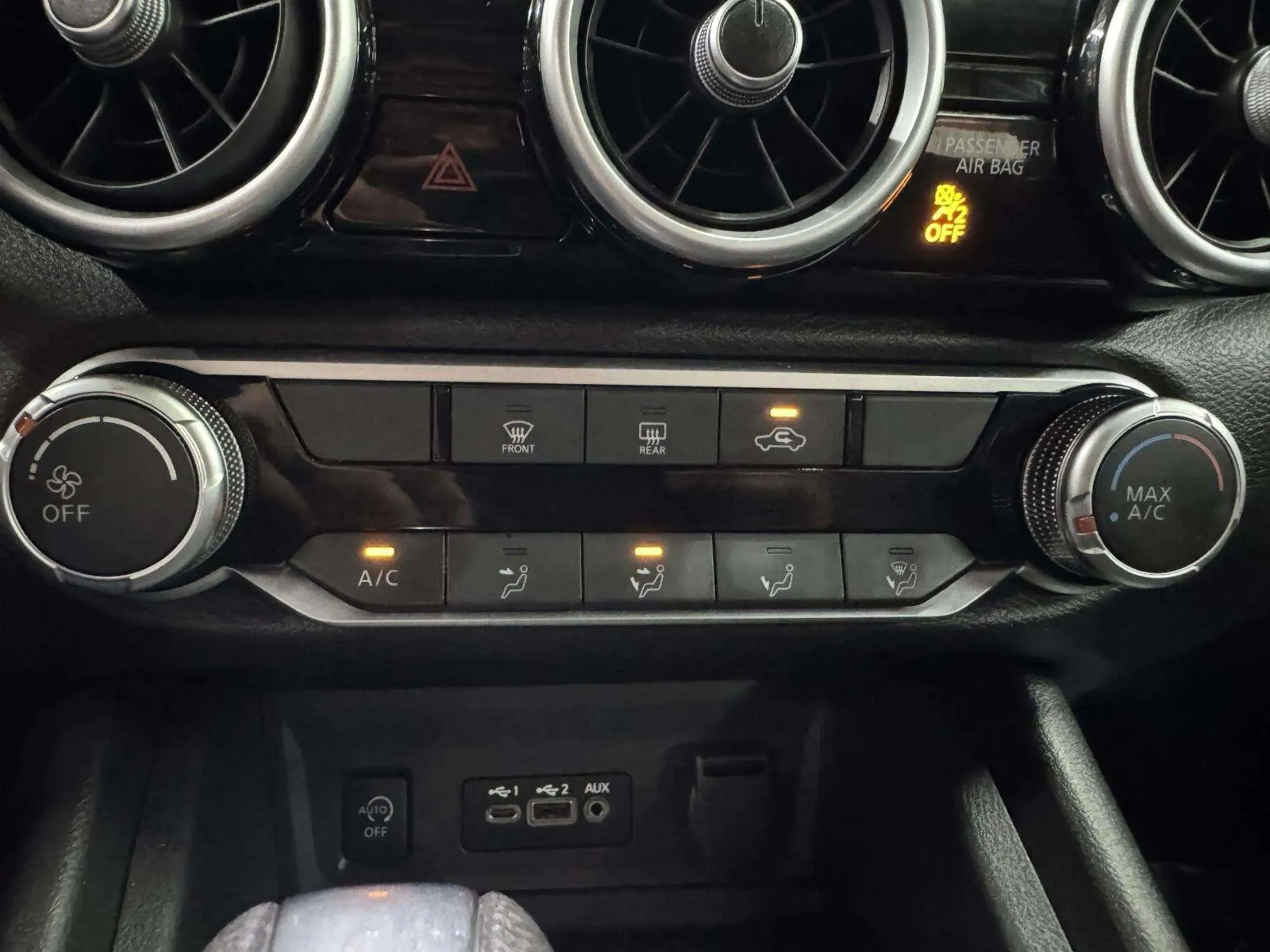 Nissan Sentra photo 28