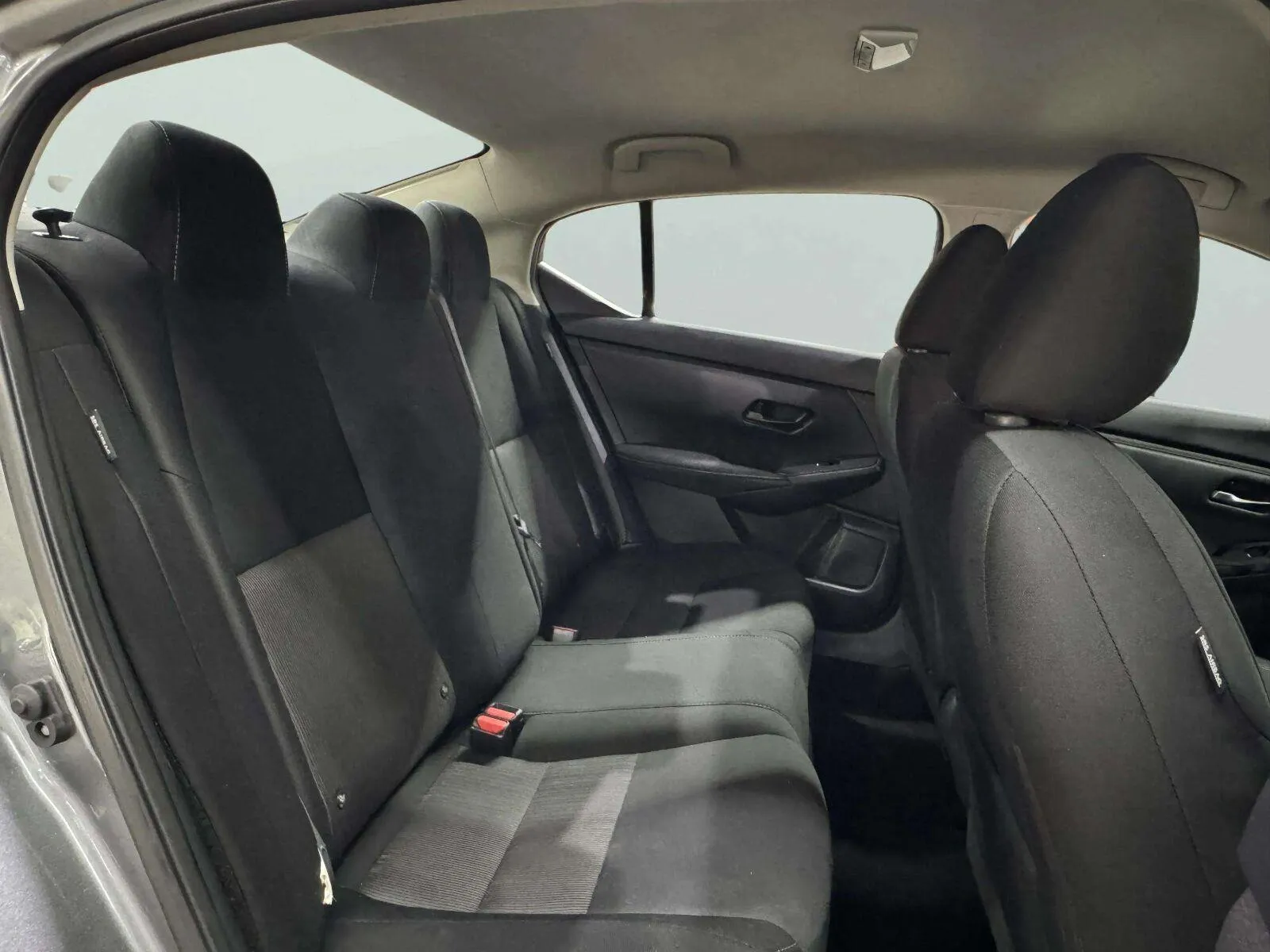 Nissan Sentra photo 36