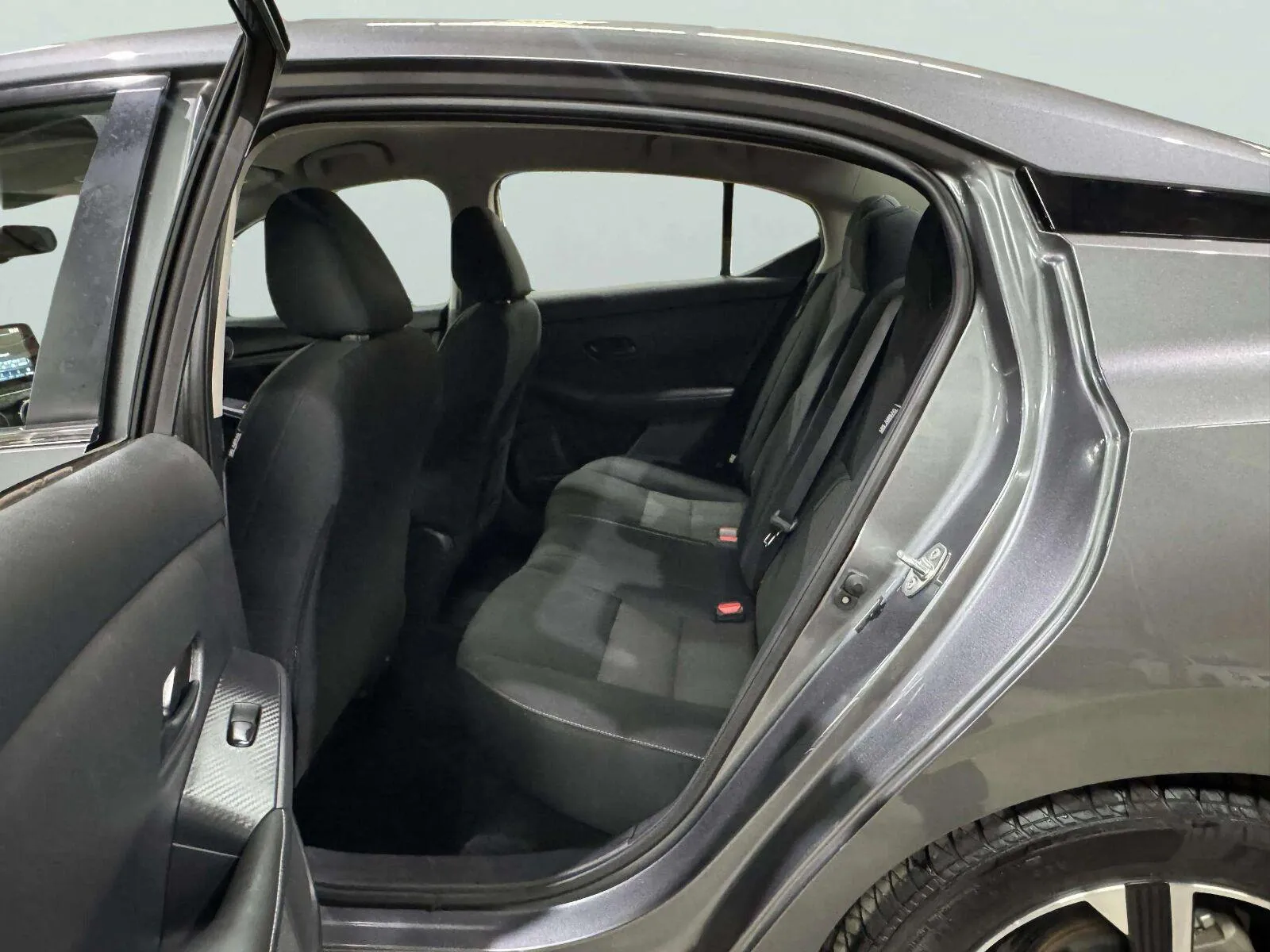 Nissan Sentra photo 38