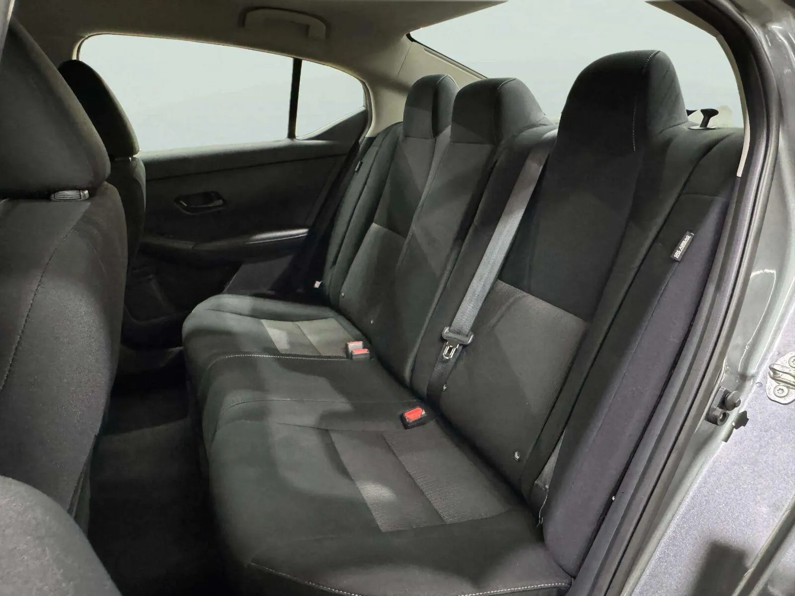Nissan Sentra photo 39
