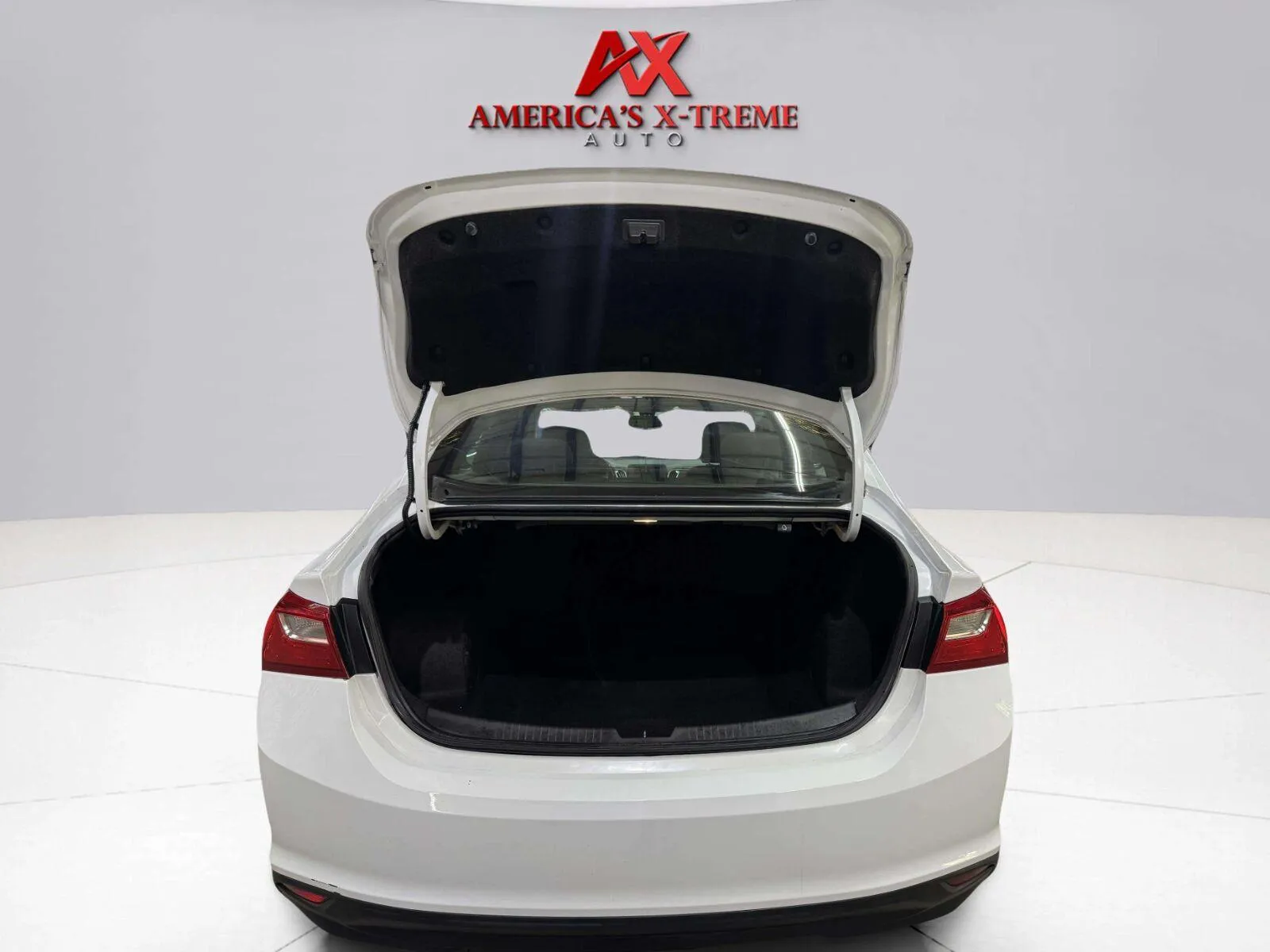 Chevrolet Malibu photo 18