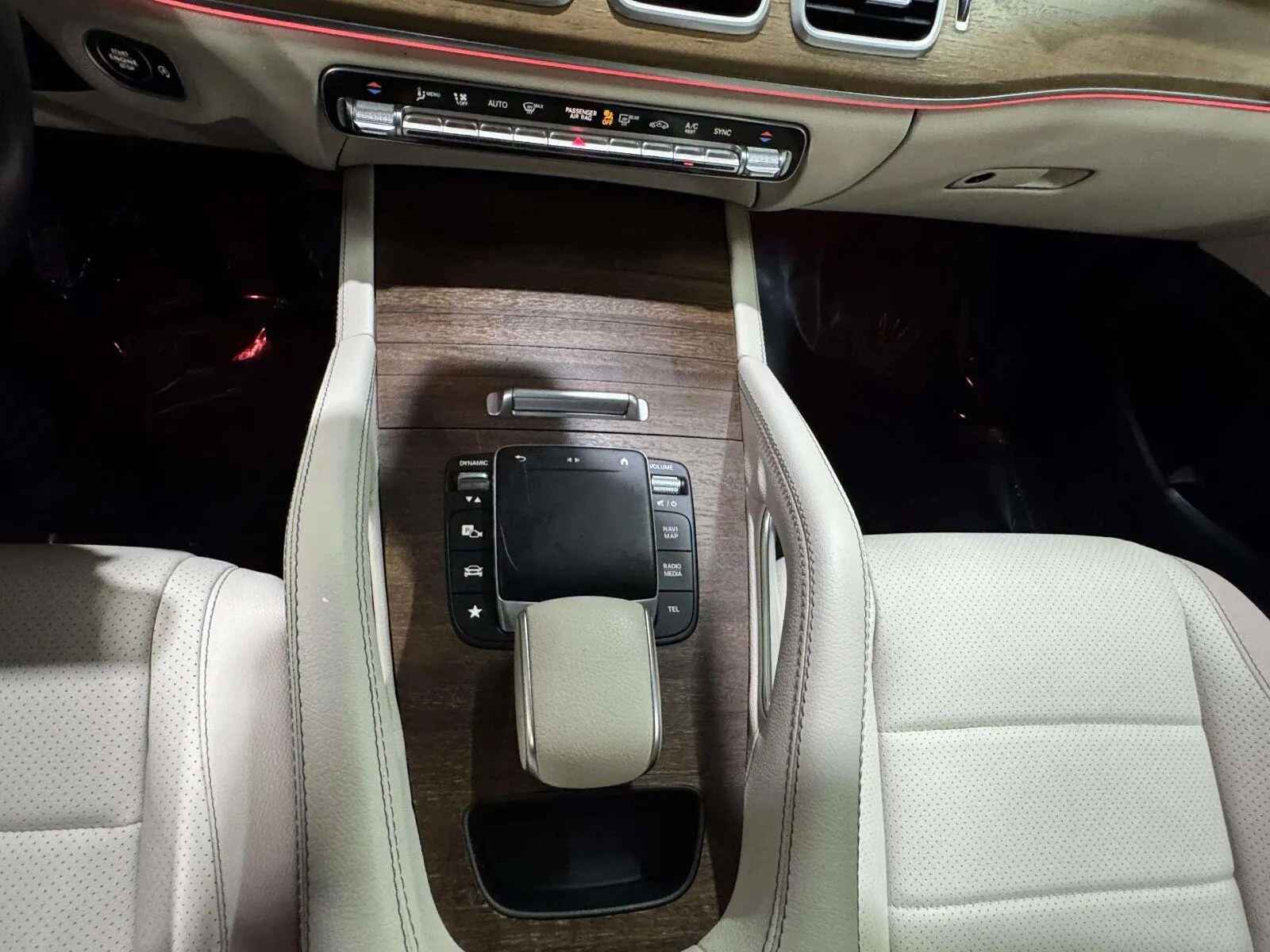 Mercedes-Benz GLE photo 22