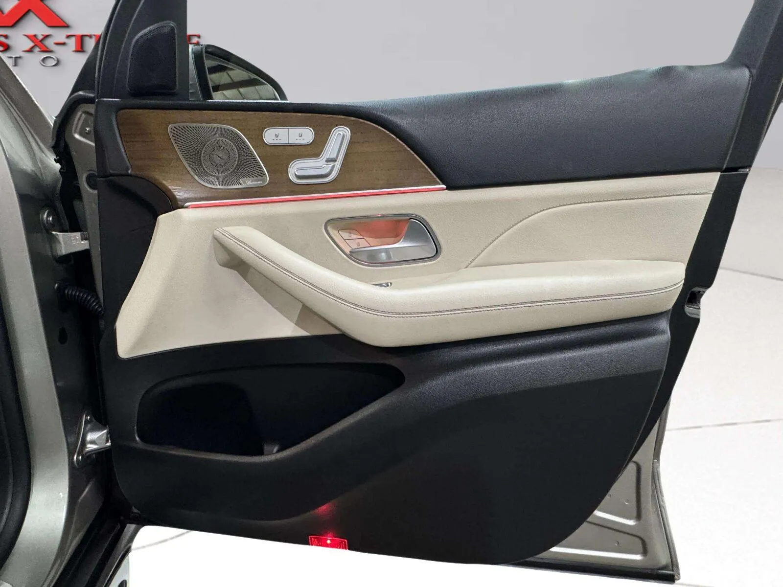 Mercedes-Benz GLE photo 26