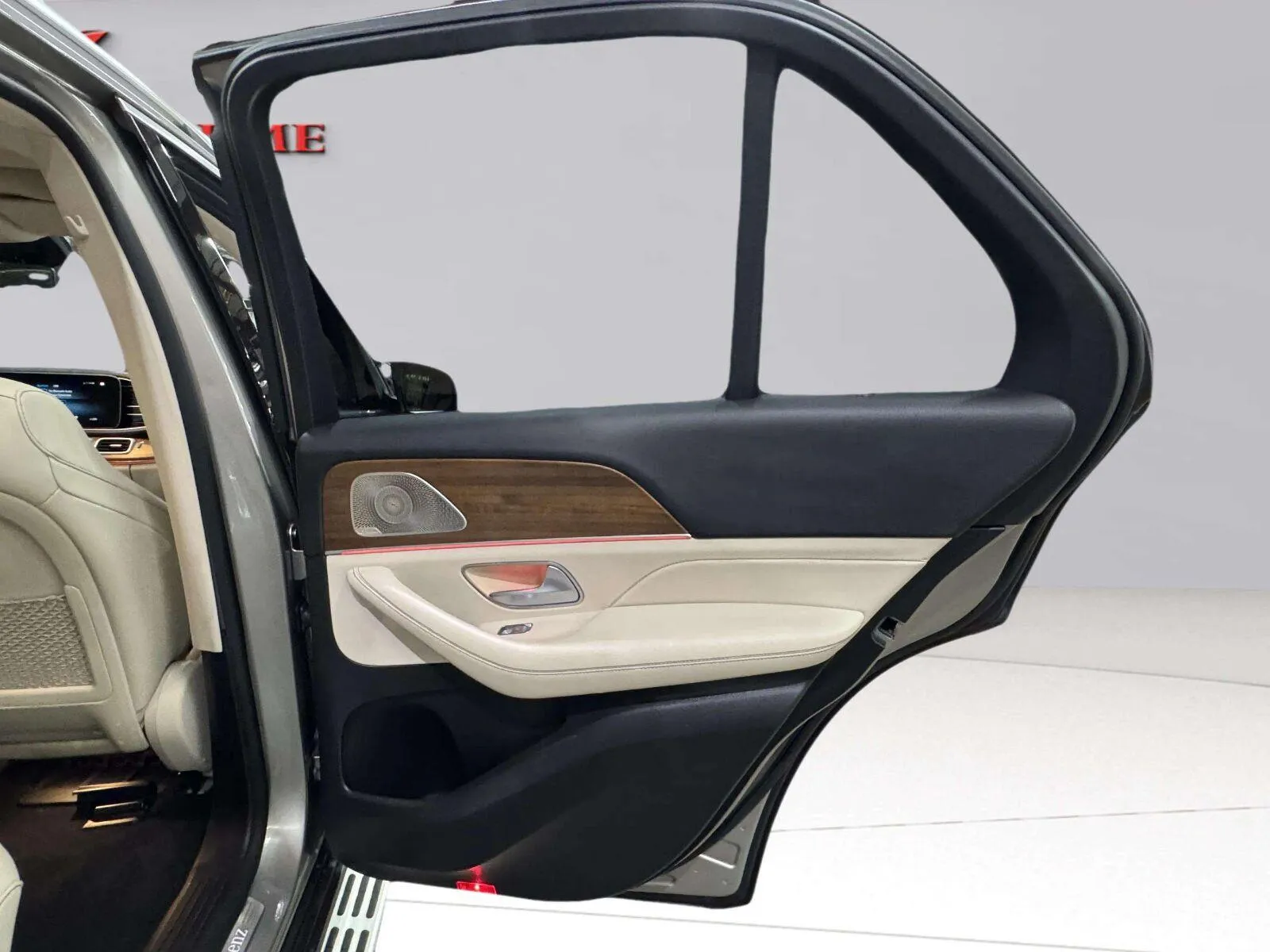 Mercedes-Benz GLE photo 30
