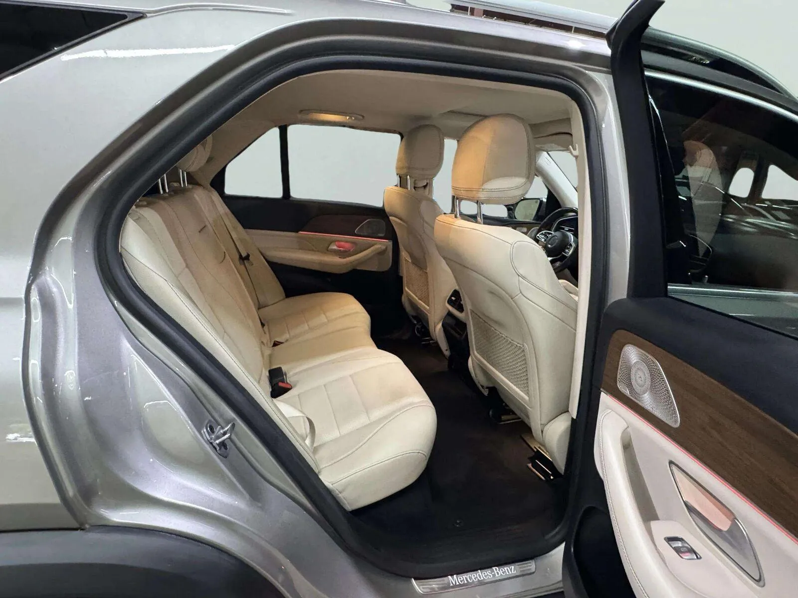 Mercedes-Benz GLE photo 32