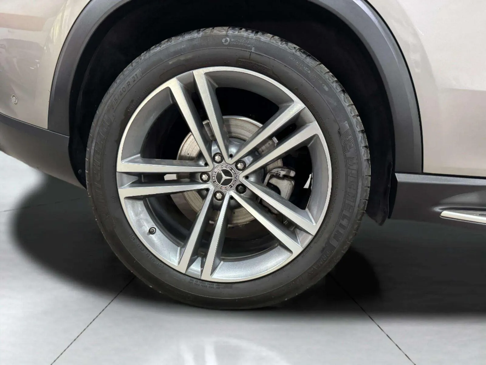 Mercedes-Benz GLE photo 49