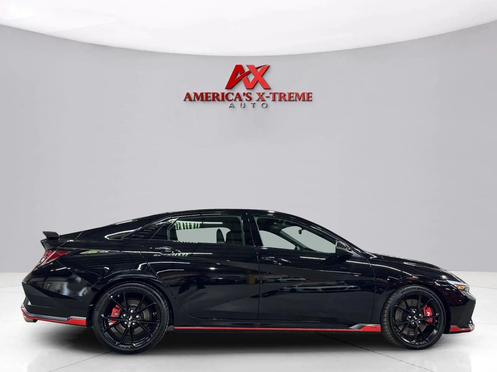 Hyundai Elantra N photo 8