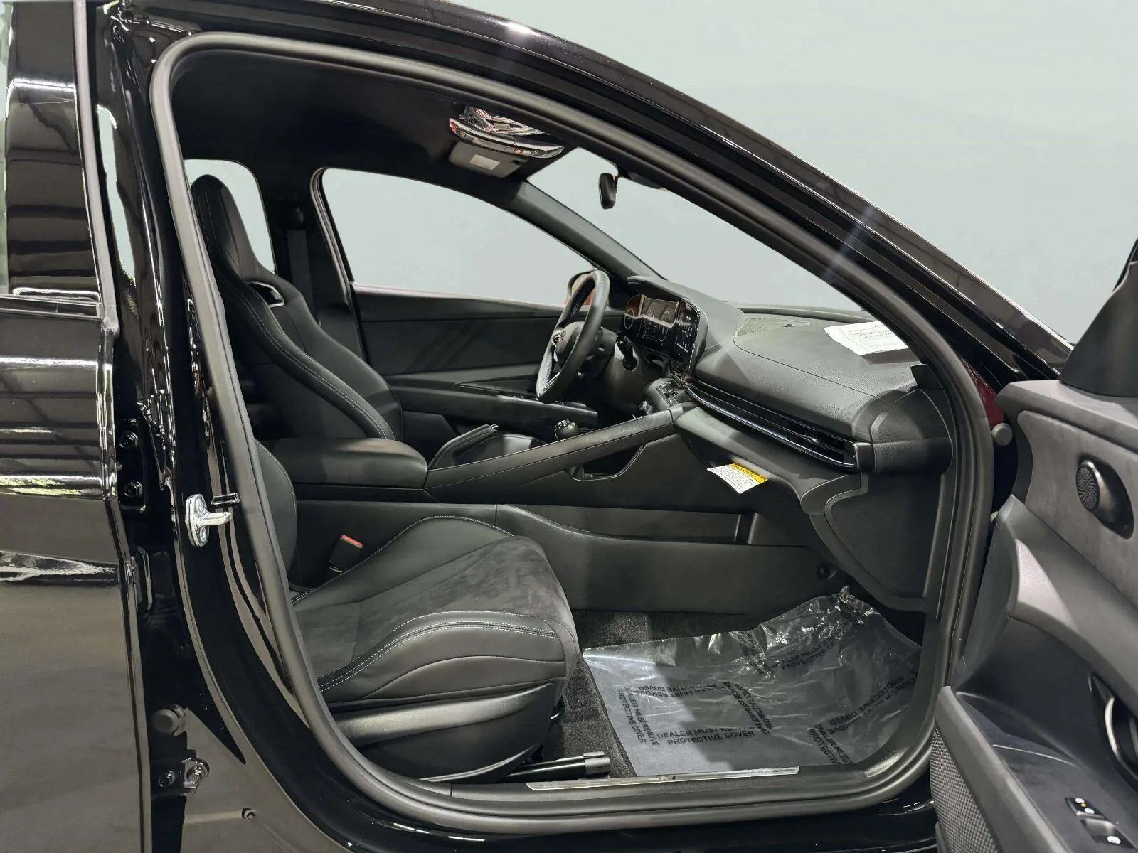 Hyundai Elantra N photo 32