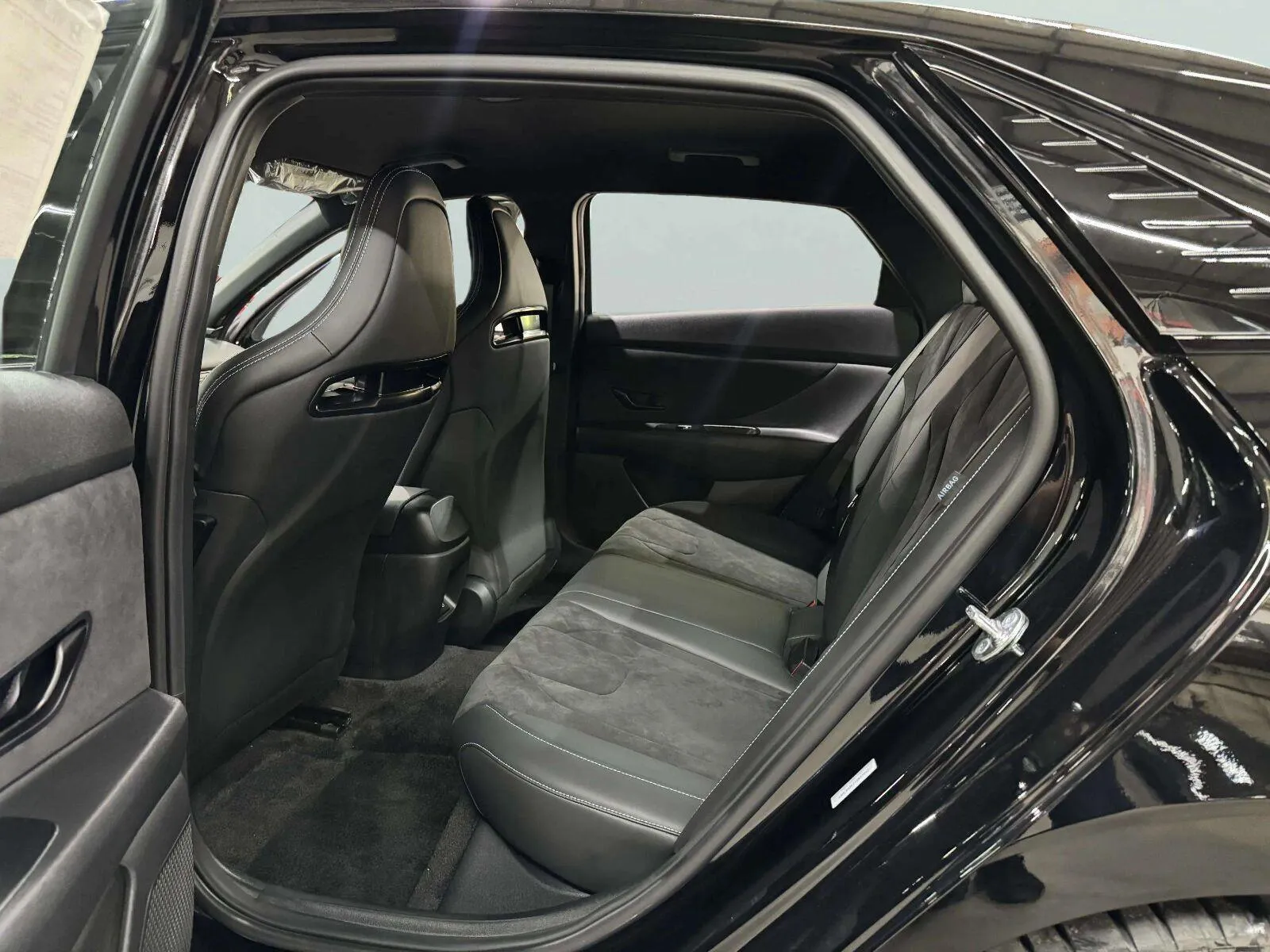 Hyundai Elantra N photo 38