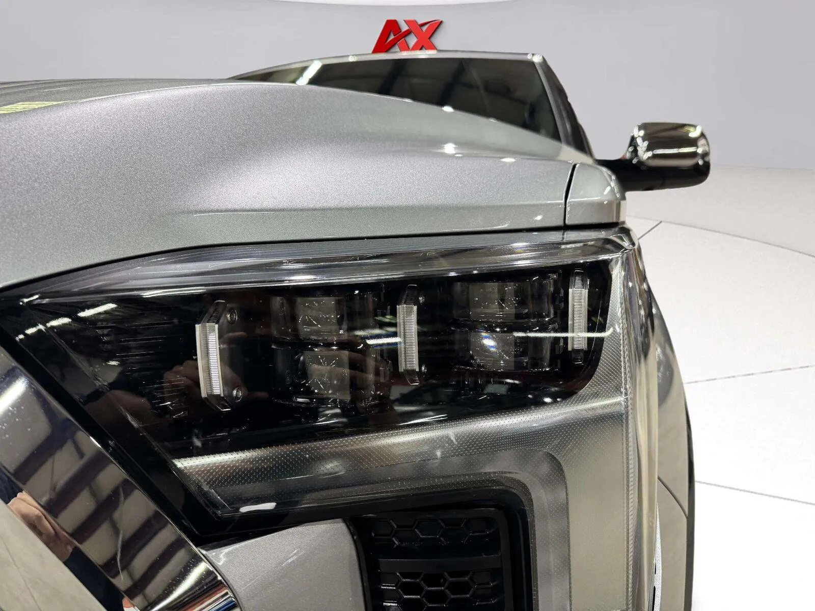 Toyota Tundra photo 8