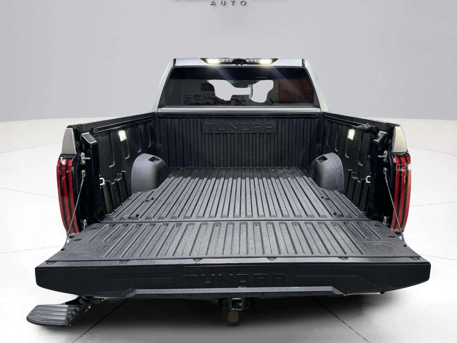 Toyota Tundra photo 18