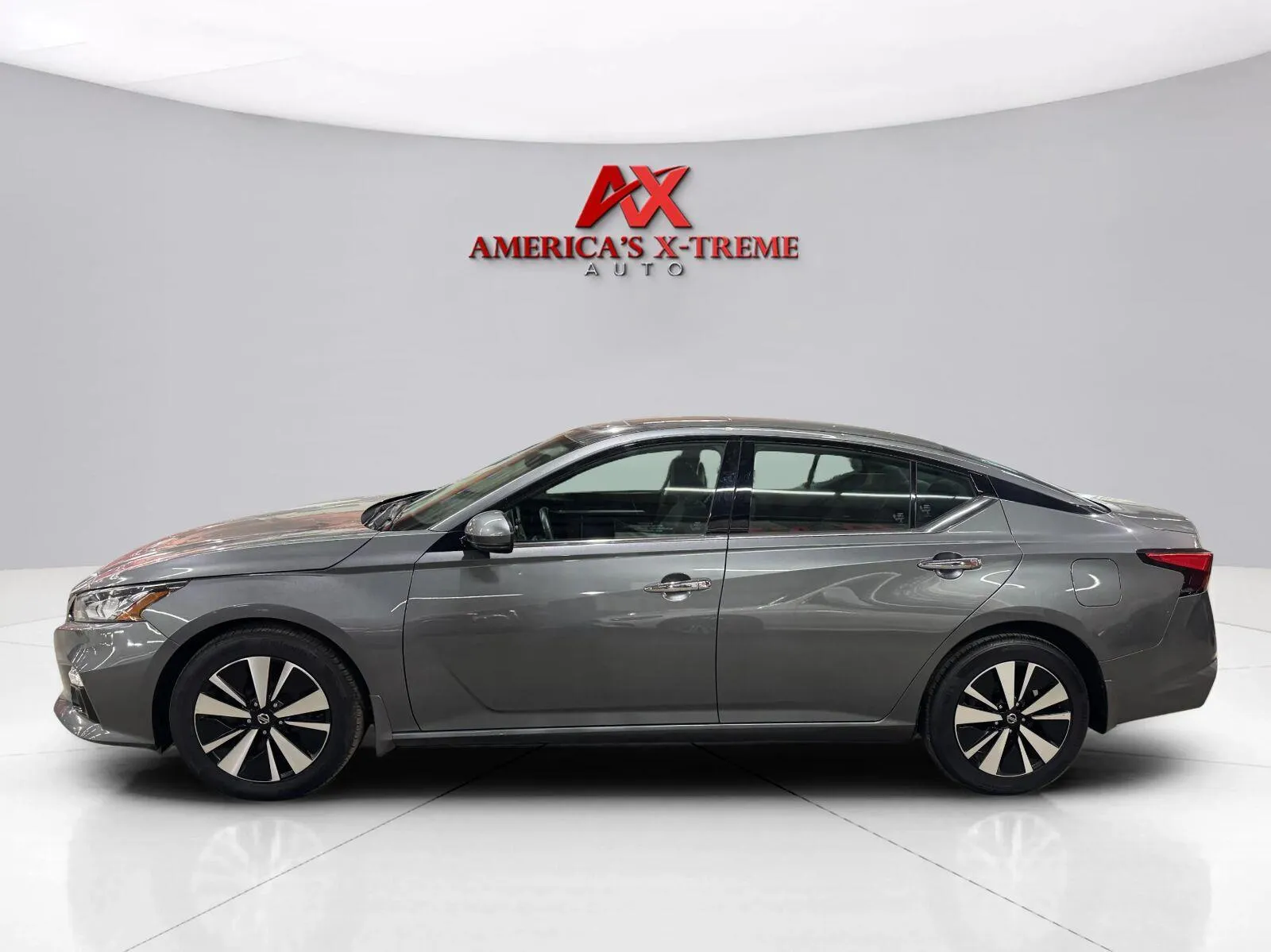 Nissan Altima photo 4