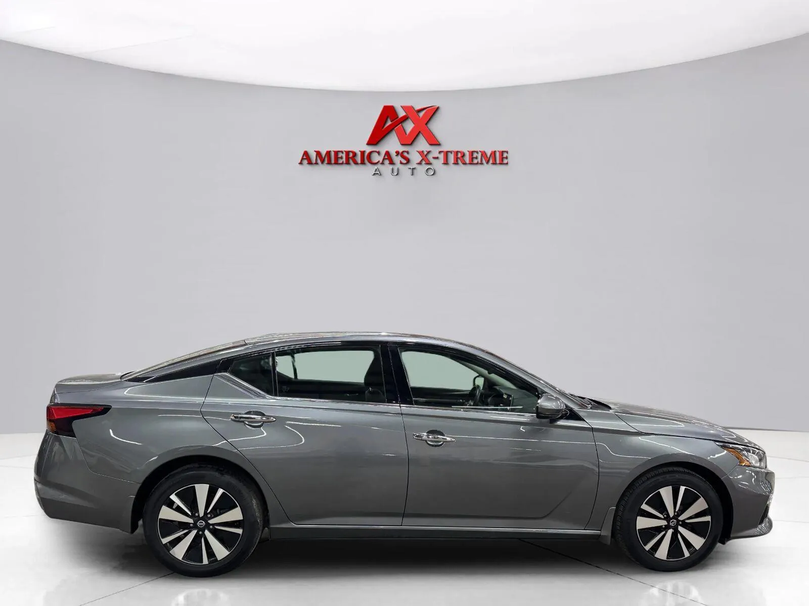 Nissan Altima photo 8