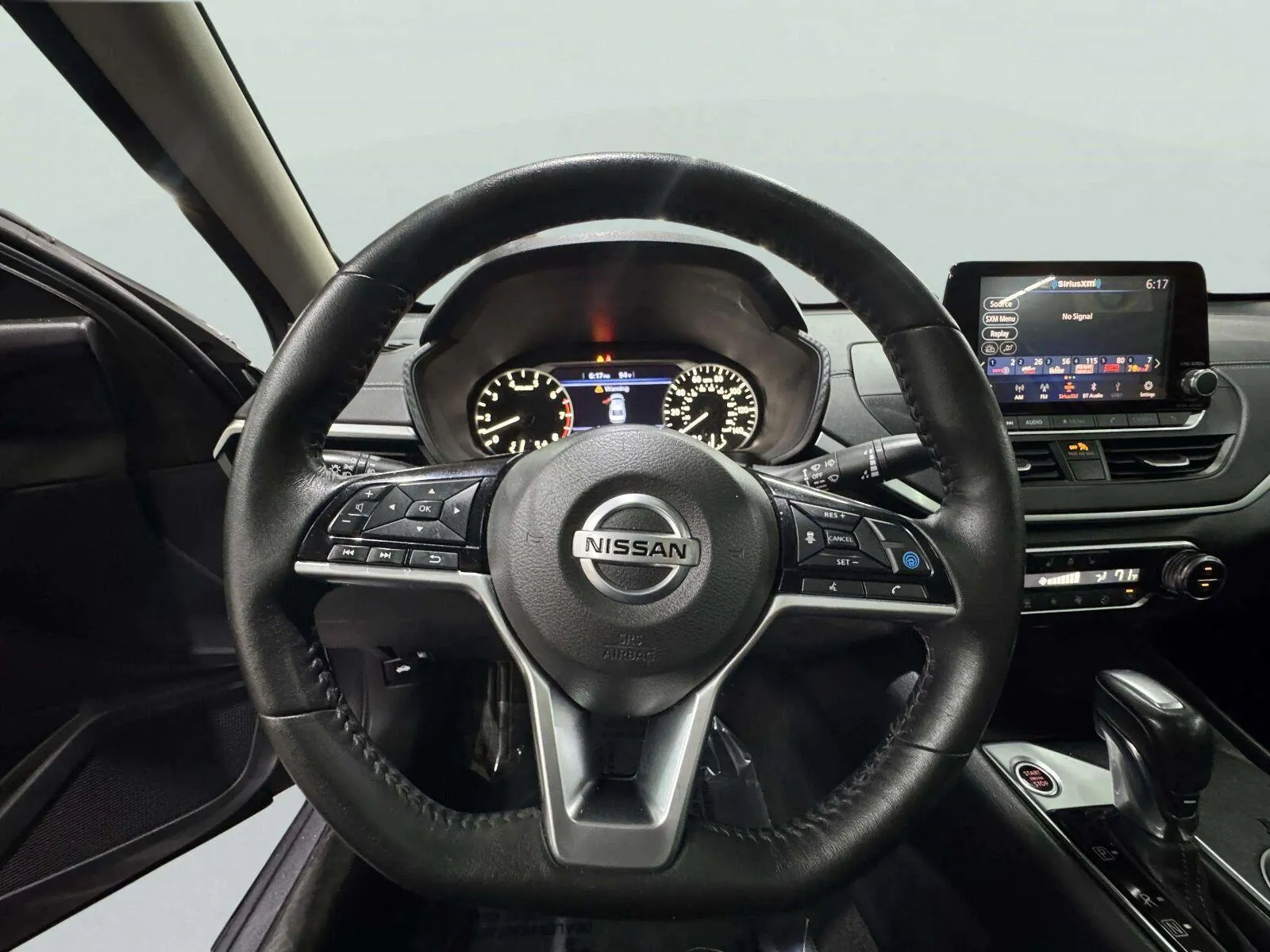 Nissan Altima photo 21