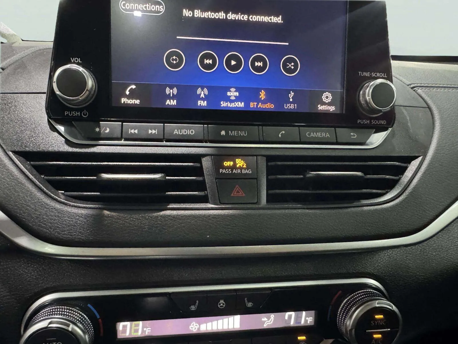 Nissan Altima photo 23