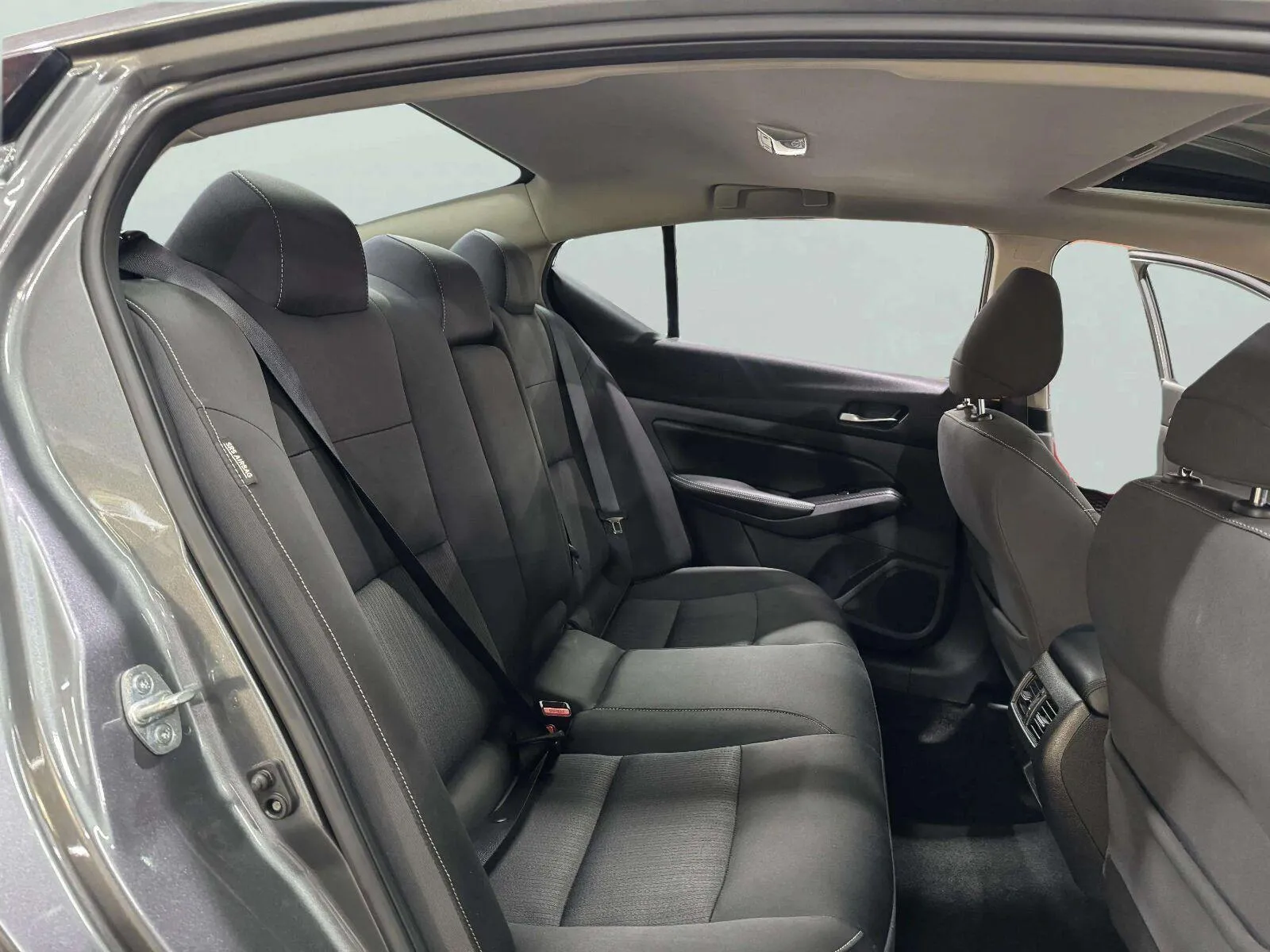 Nissan Altima photo 34