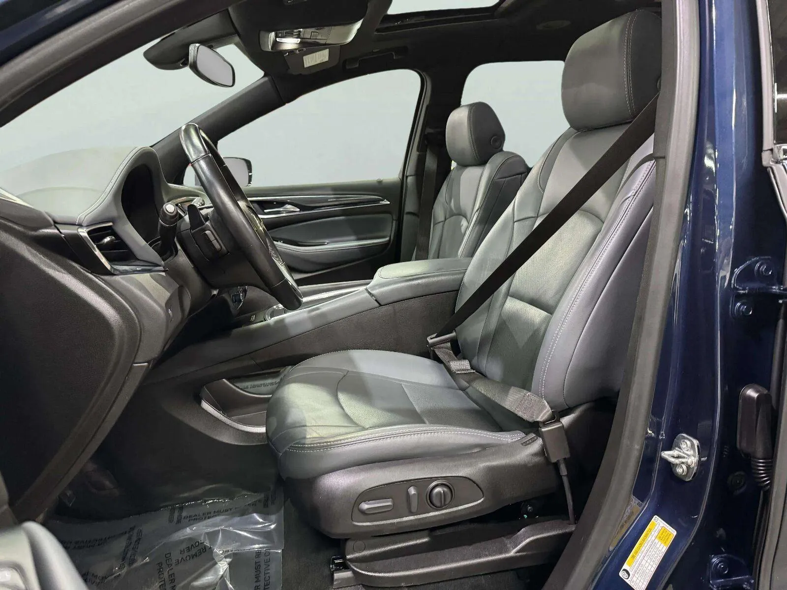 Buick Enclave photo 25