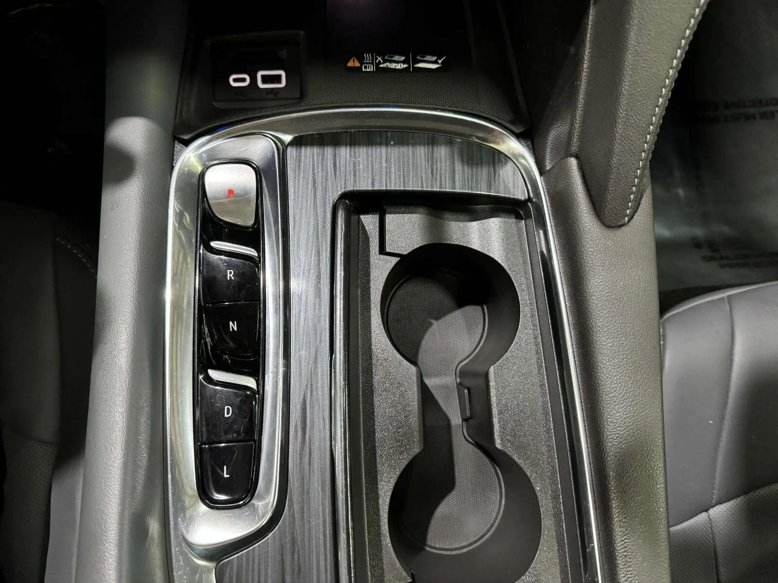 Buick Enclave photo 31