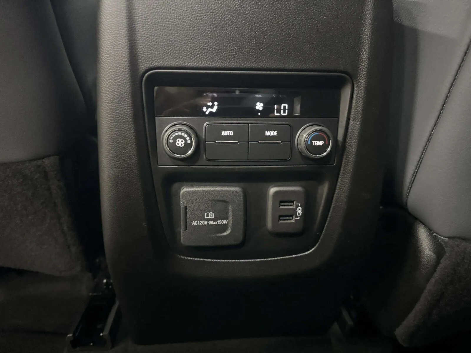 Buick Enclave photo 45