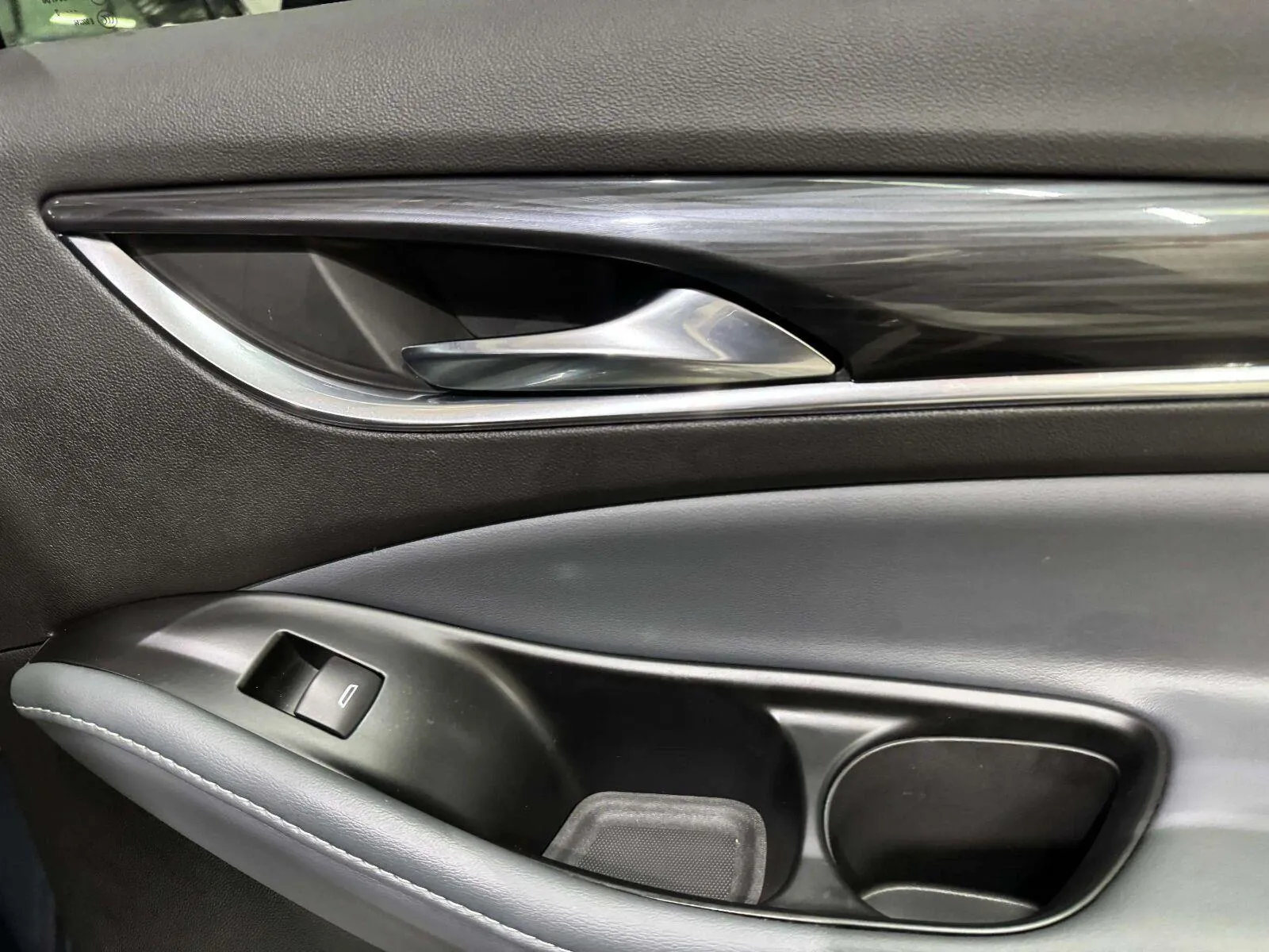 Buick Enclave photo 50
