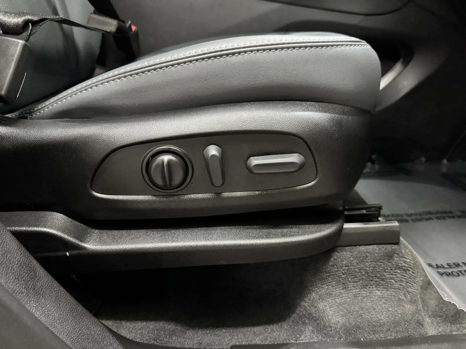 Buick Enclave photo 56