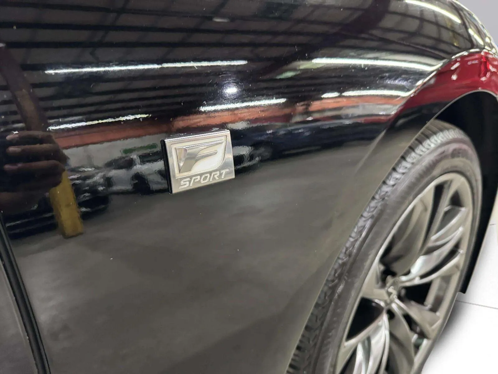 Lexus LS photo 21
