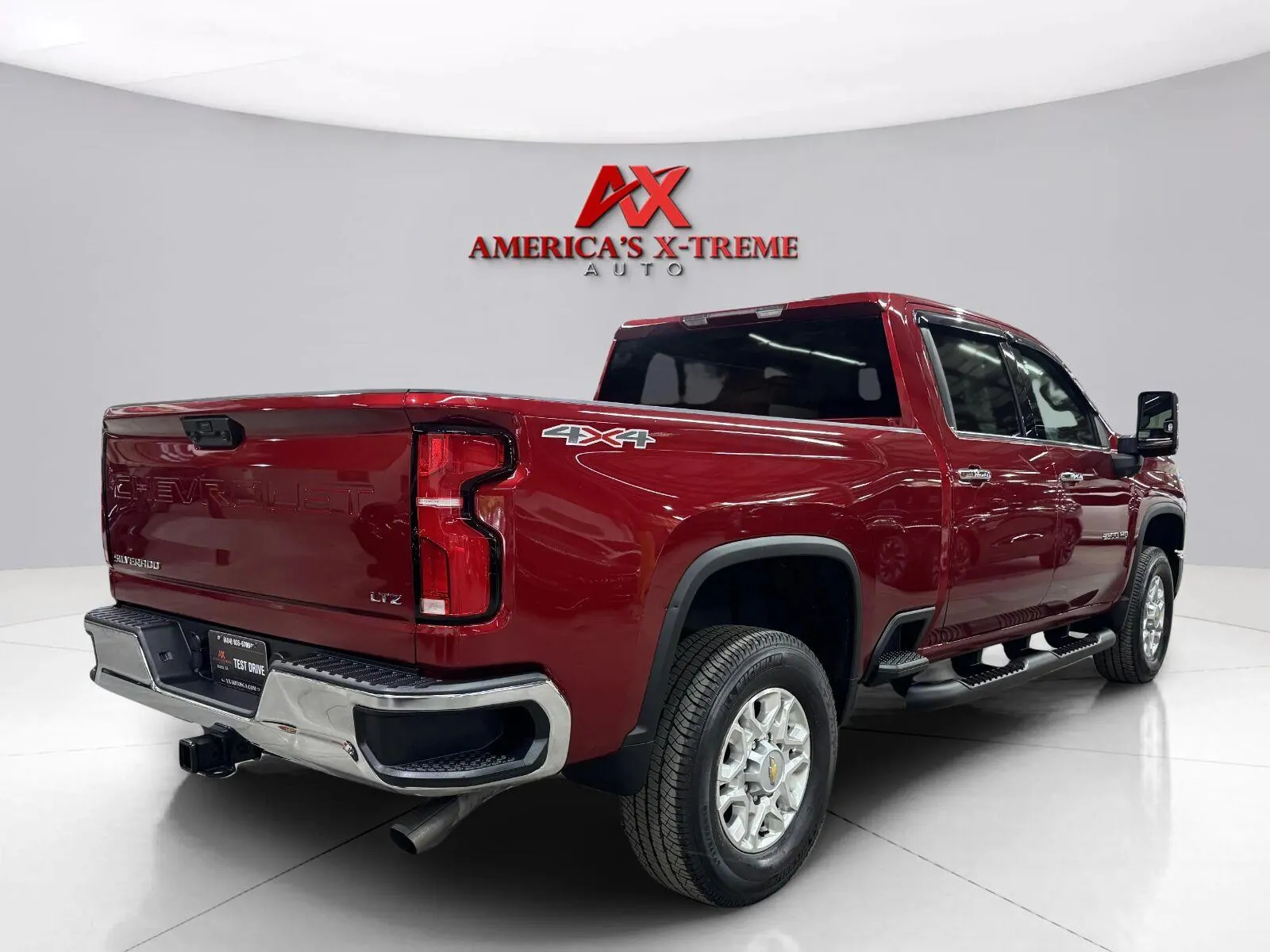 Chevrolet Silverado photo 7