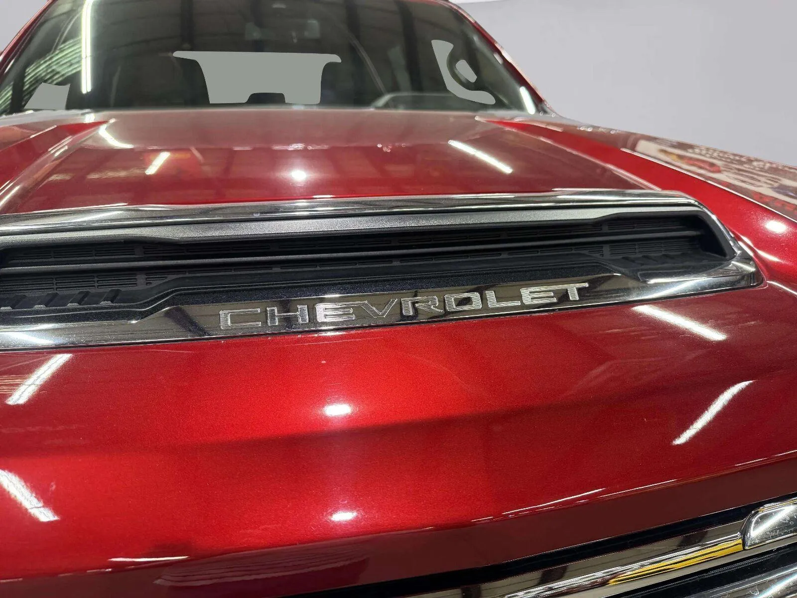 Chevrolet Silverado photo 13