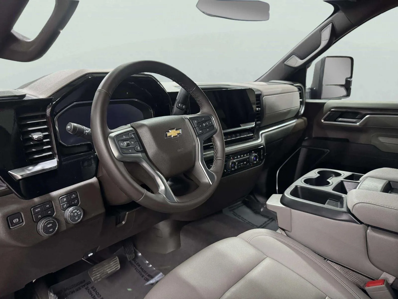 Chevrolet Silverado photo 25