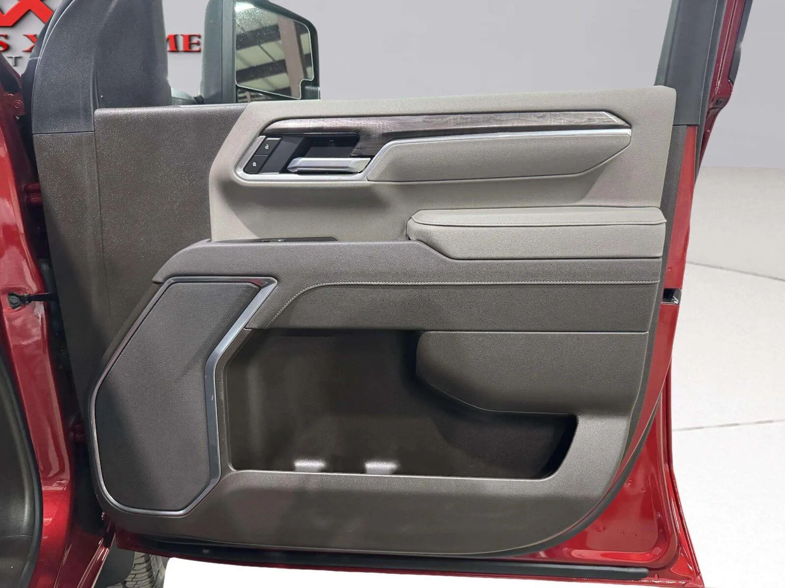 Chevrolet Silverado photo 49