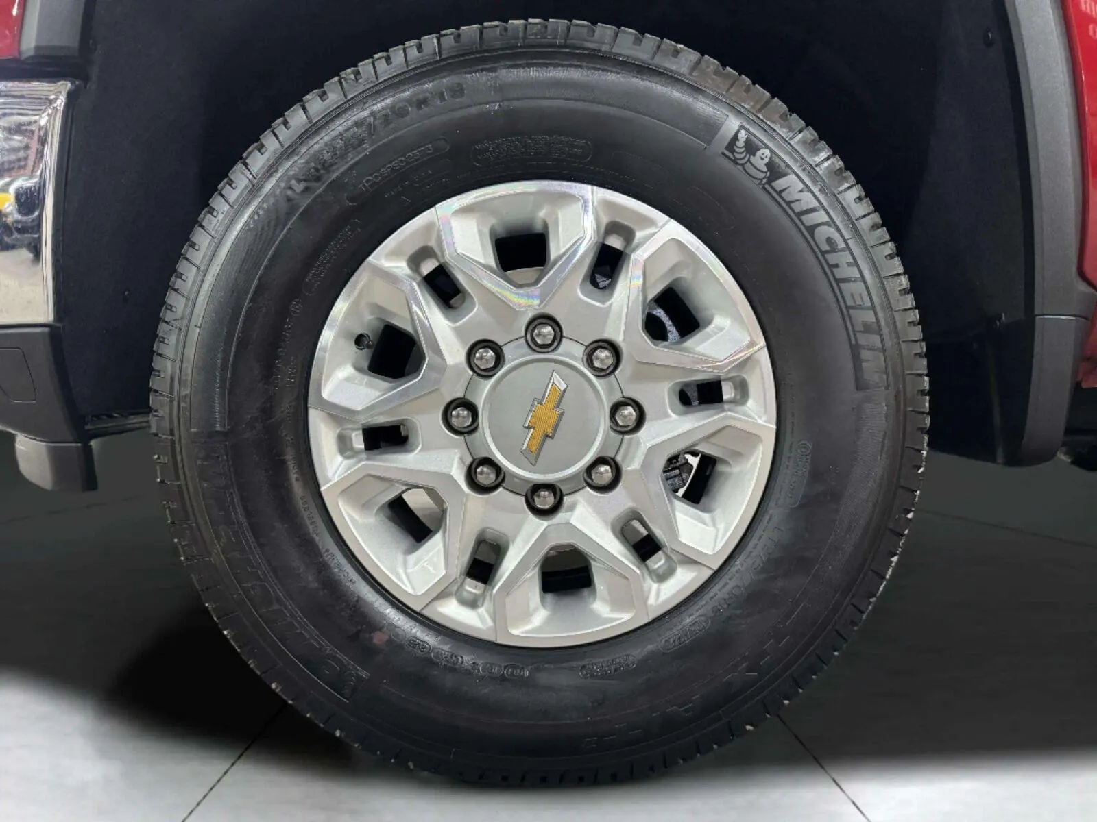 Chevrolet Silverado photo 57