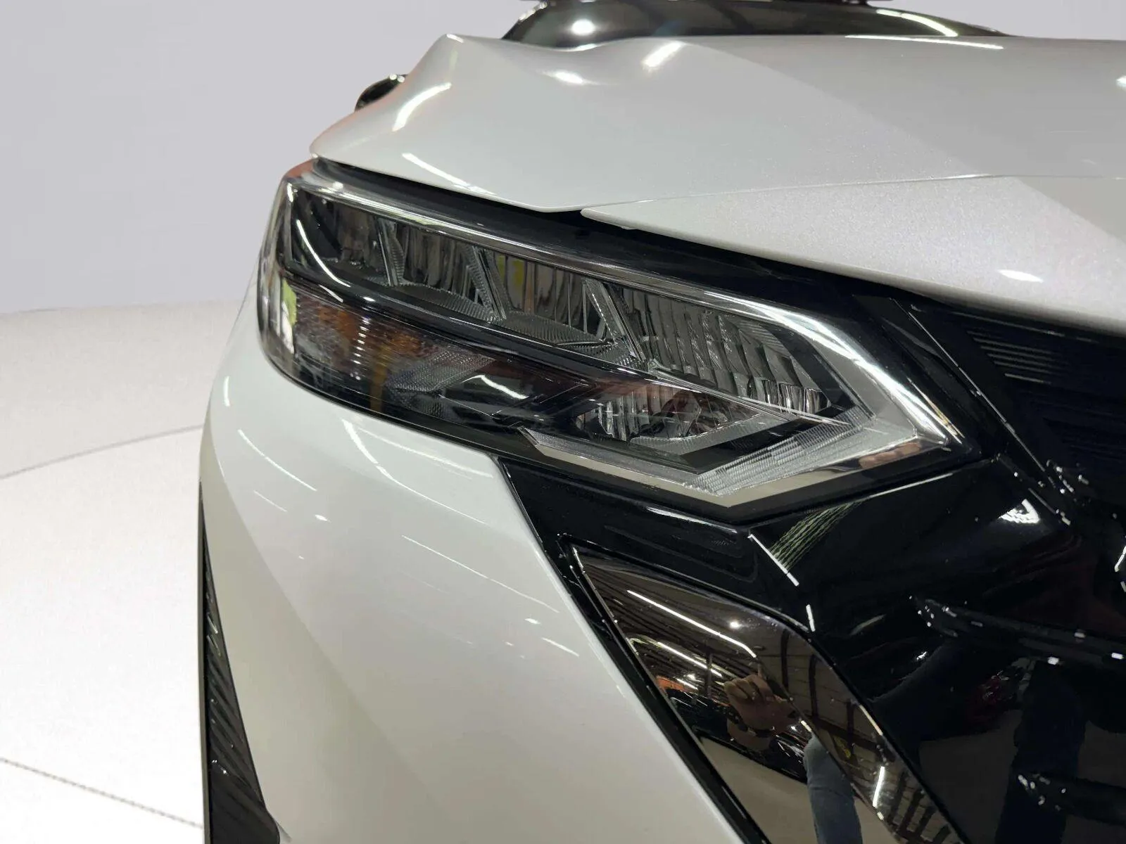 Nissan Sentra photo 16