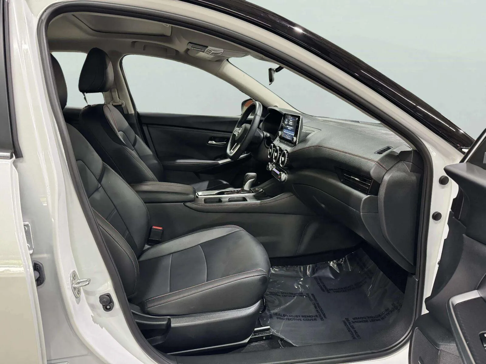 Nissan Sentra photo 32