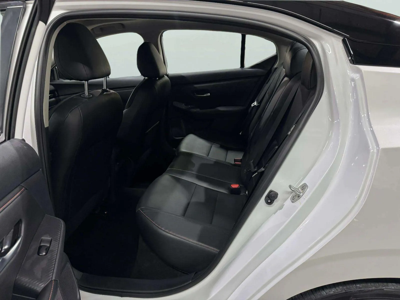 Nissan Sentra photo 38